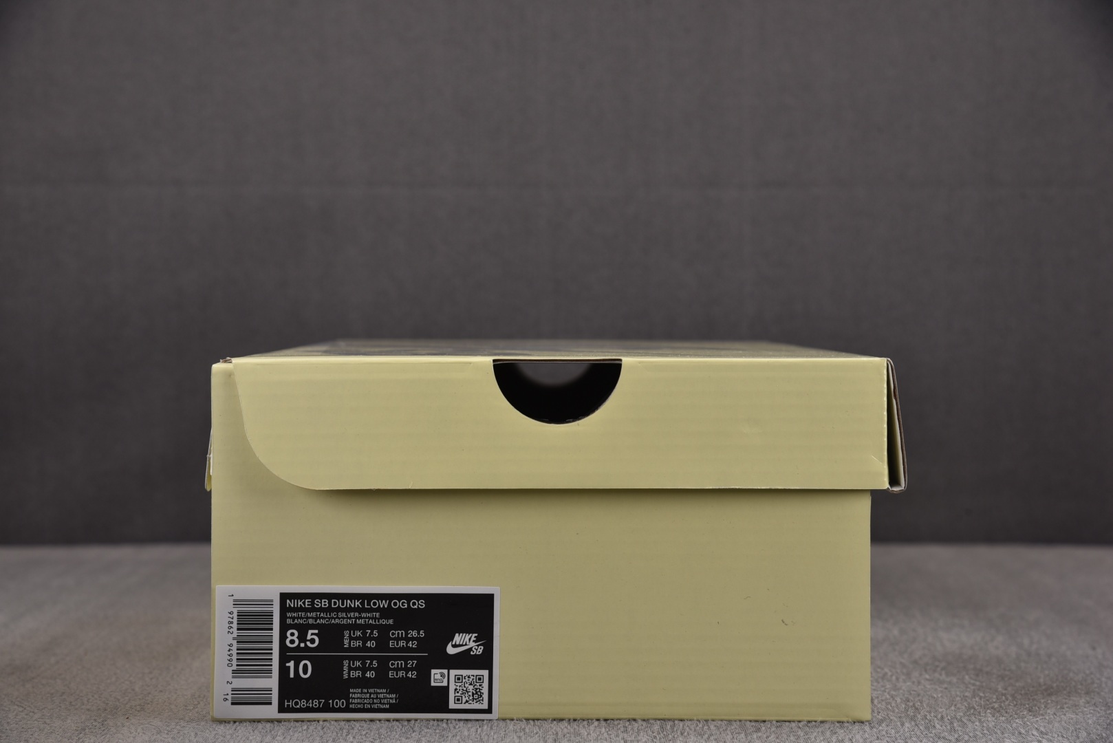 NK SB Dunk Low Supreme 94 White Metallic Silver 白银 H