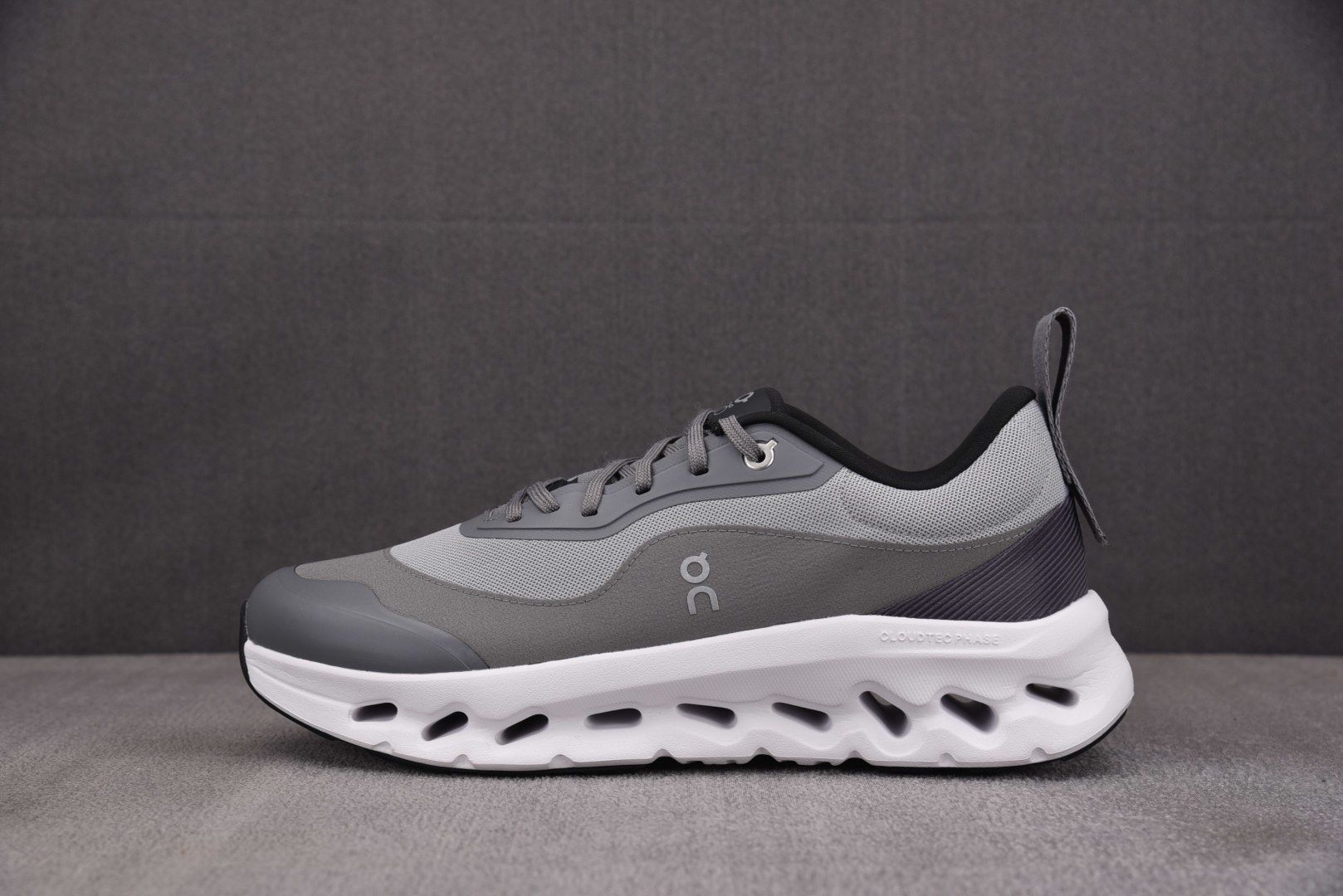 On x LOEWE Cloudtilt 2.0 灰白 尺寸 40 40.5 41 42 42.5 43