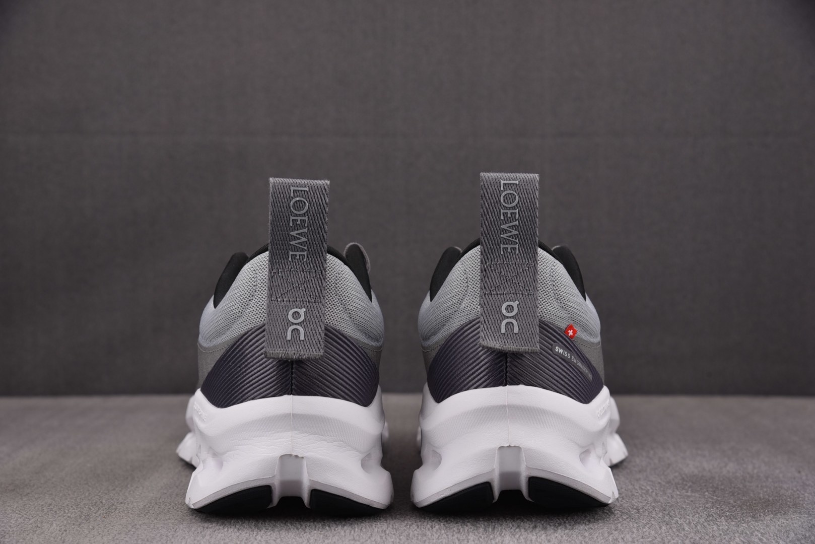 On x LOEWE Cloudtilt 2.0 灰白 尺寸 40 40.5 41 42 42.5 43