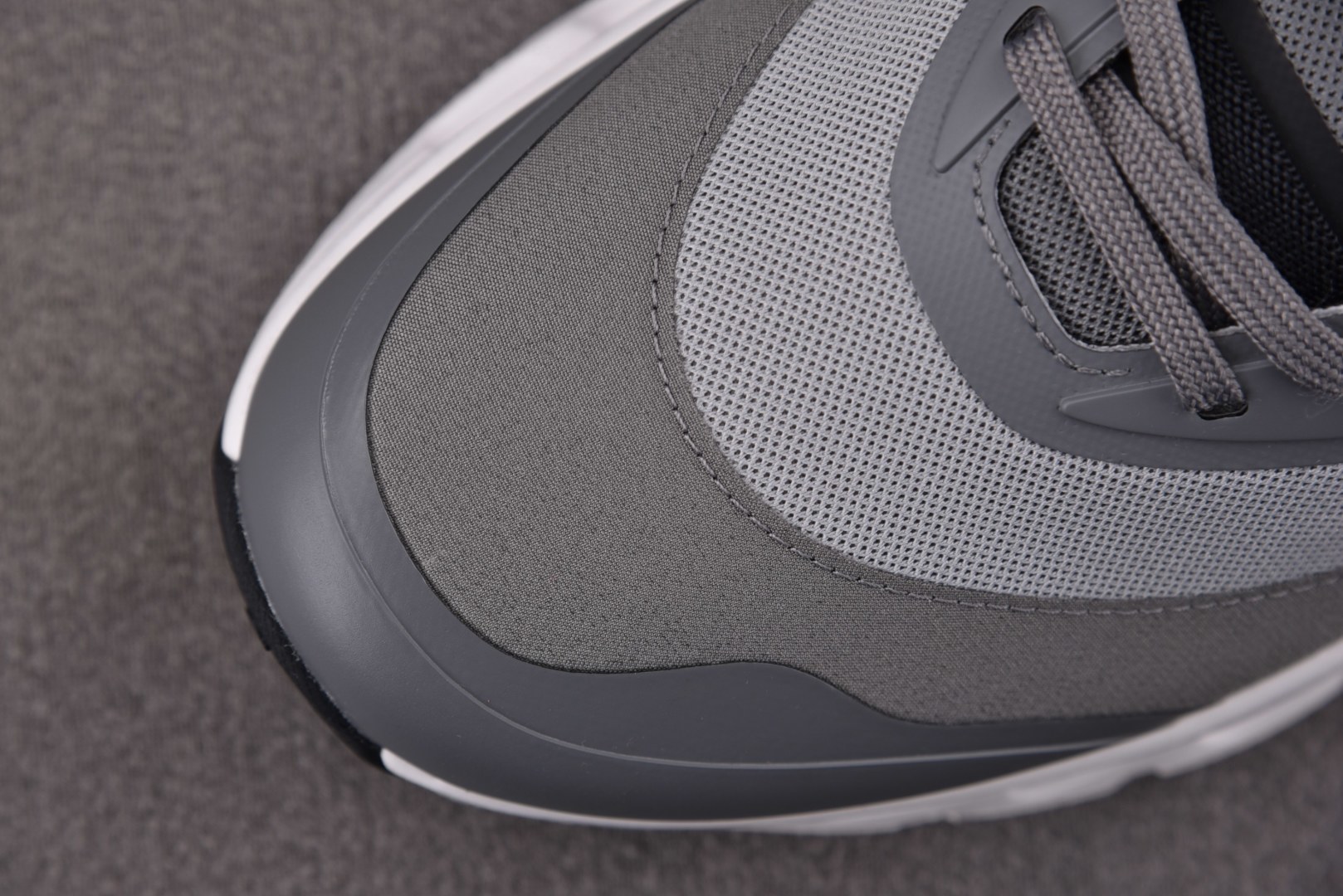 On x LOEWE Cloudtilt 2.0 灰白 尺寸 40 40.5 41 42 42.5 43