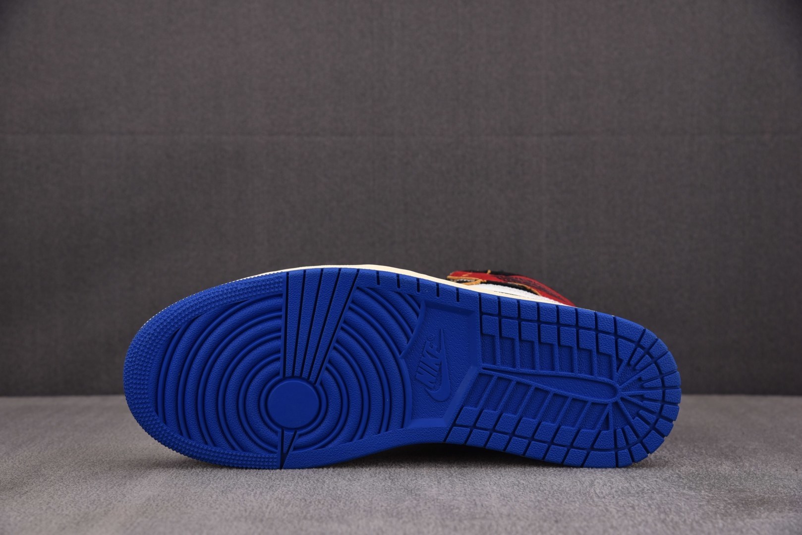 AJ1蓝拼接 尺码40-47.5纯原出品-Air Jordan 1 Retro High OG SP F