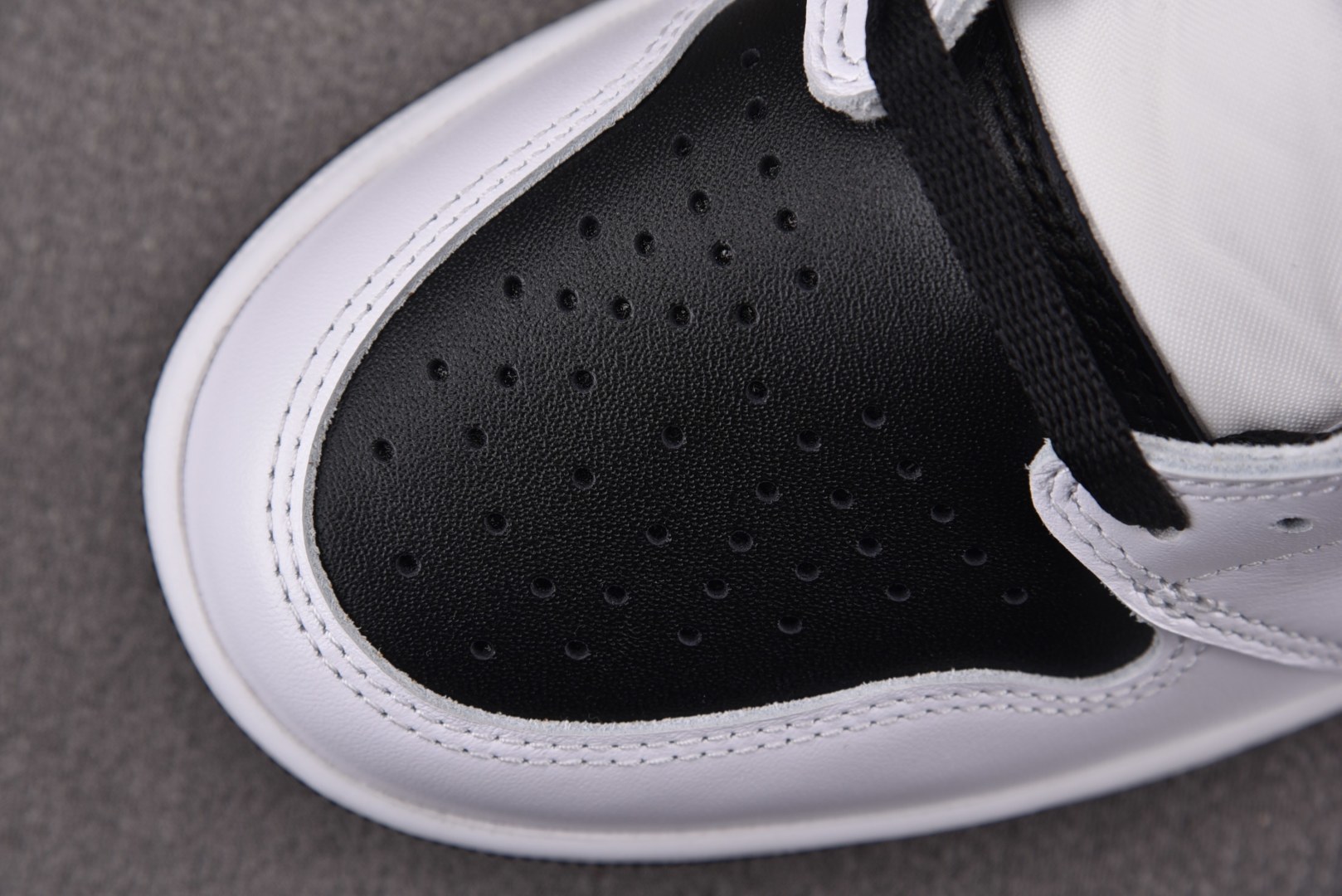 AJ1黑白 尺码40-47.5纯原出品-Air Jordan 1 Retro High OG SP Fr