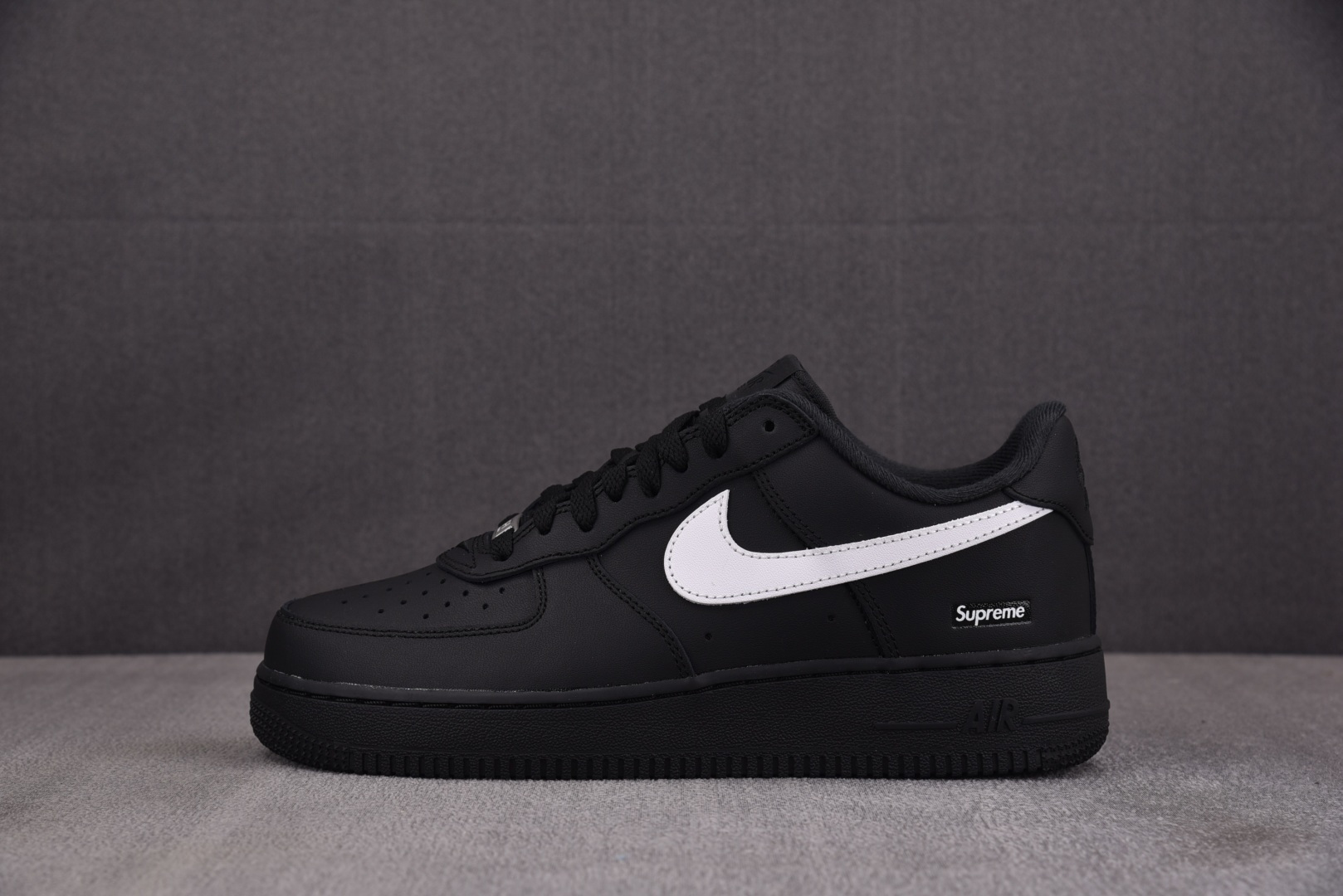 AF1 EUR:40-47.5纯原-Air Force 1 Low Supreme Black Whit
