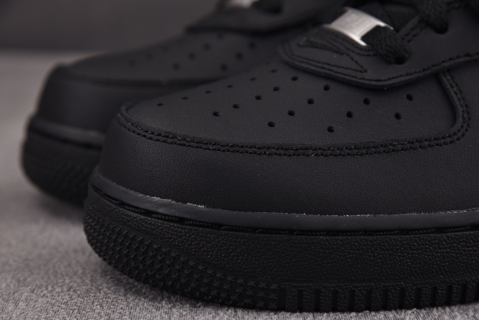 AF1 EUR:40-47.5纯原-Air Force 1 Low Supreme Black Whit