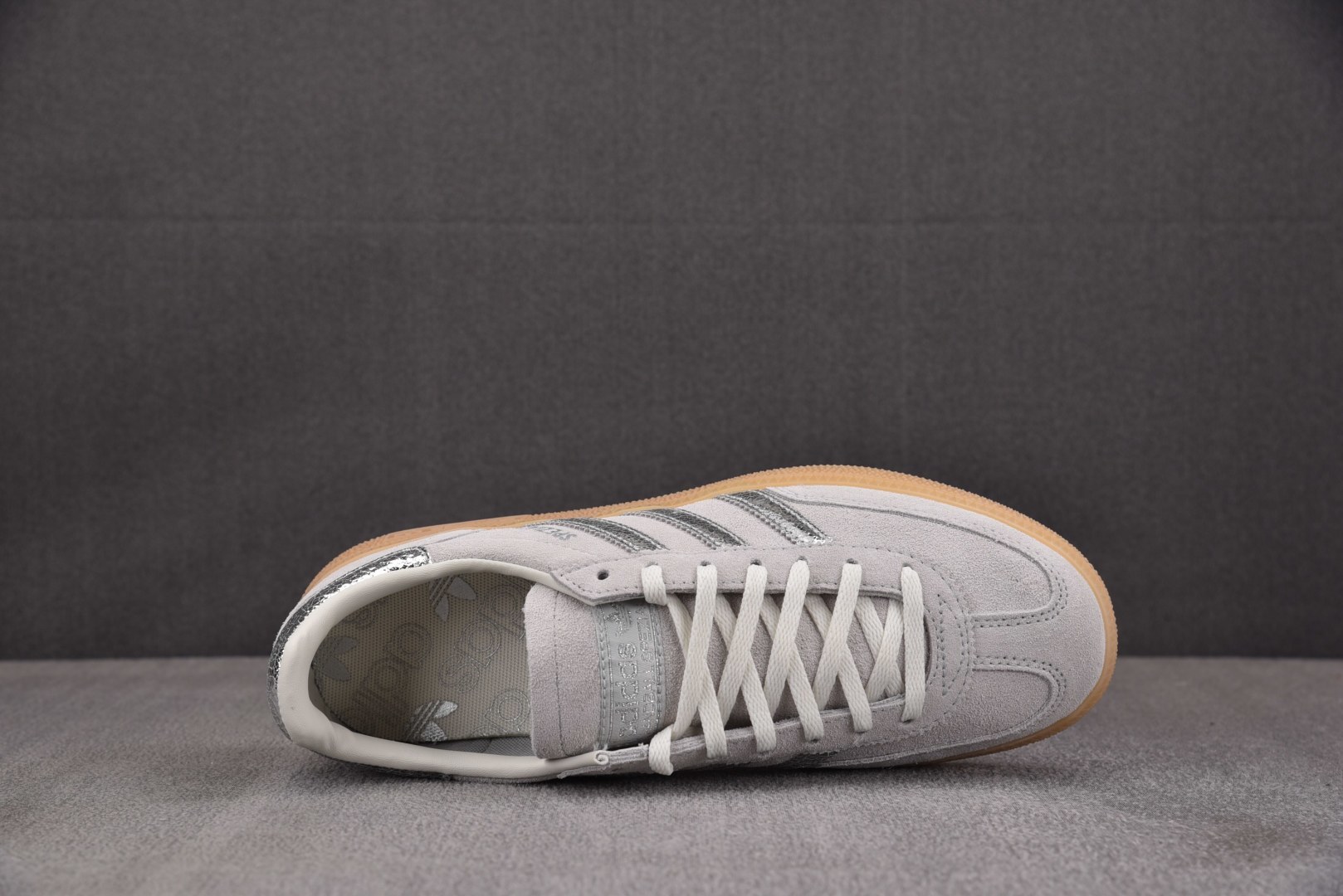 (纯原)Adidas Handball Spezial 阿迪达斯经典款牛皮复古休闲板鞋 白银生胶 HQ0