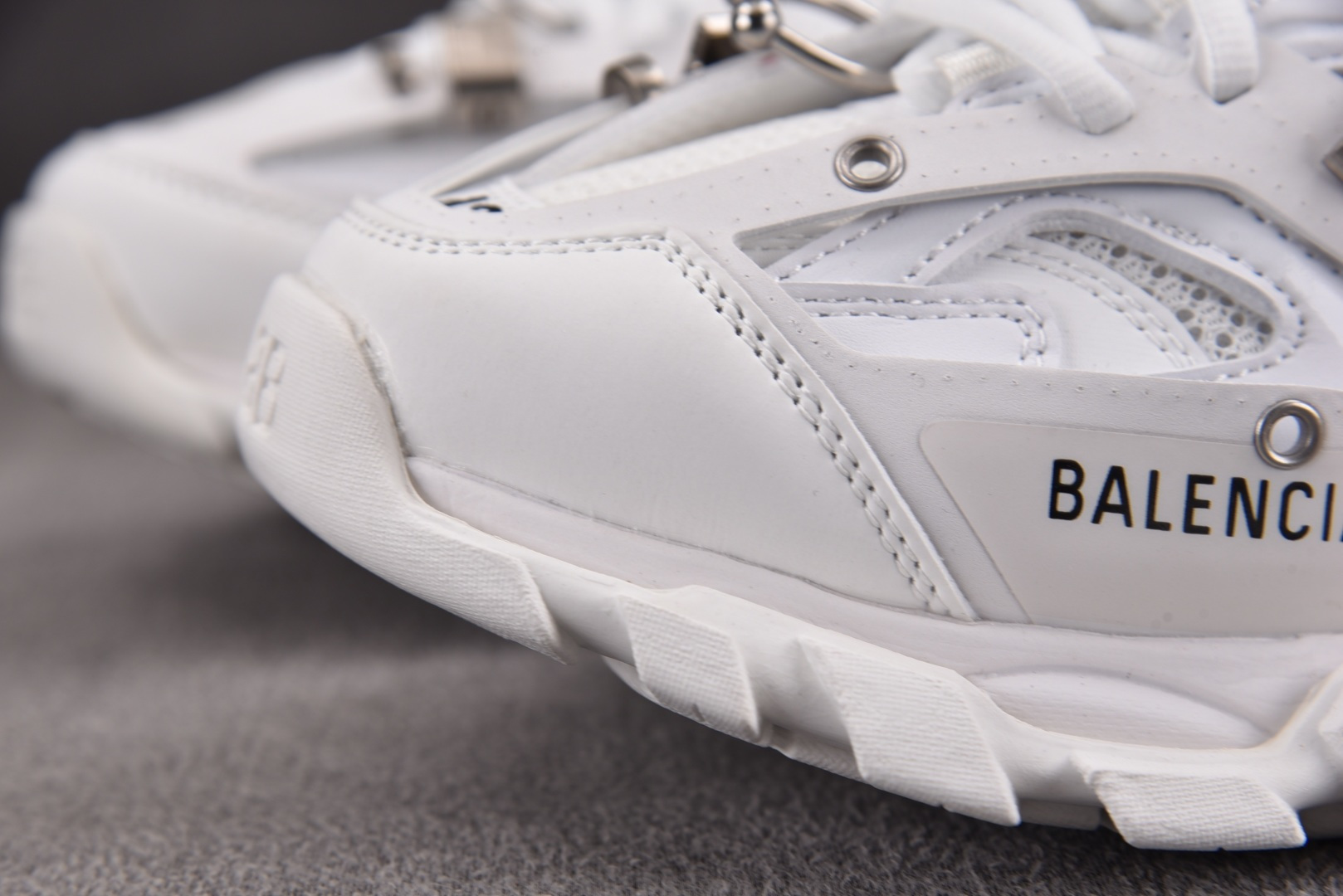 巴黎 EUR:35-46纯原-Balenciaga Track Piercing 白色 YZ018-5 