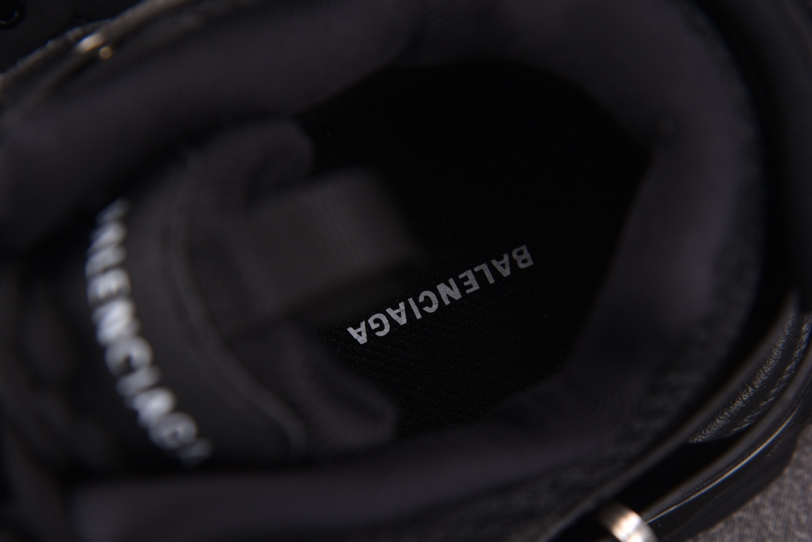 巴黎 EUR:35-46纯原-Balenciaga Track Piercing 黑色 YZ018-5 