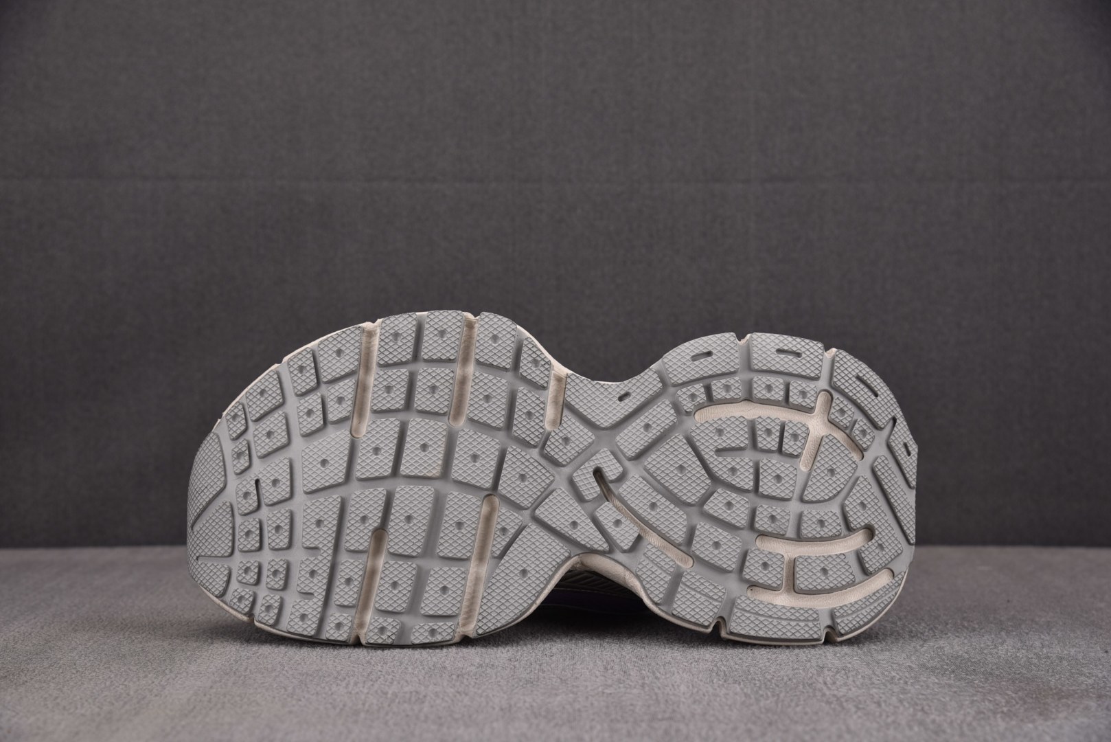 巴黎 EUR:35-46纯原-Balenciaga 3XL 紫色 YZ009-03 Size：35 36