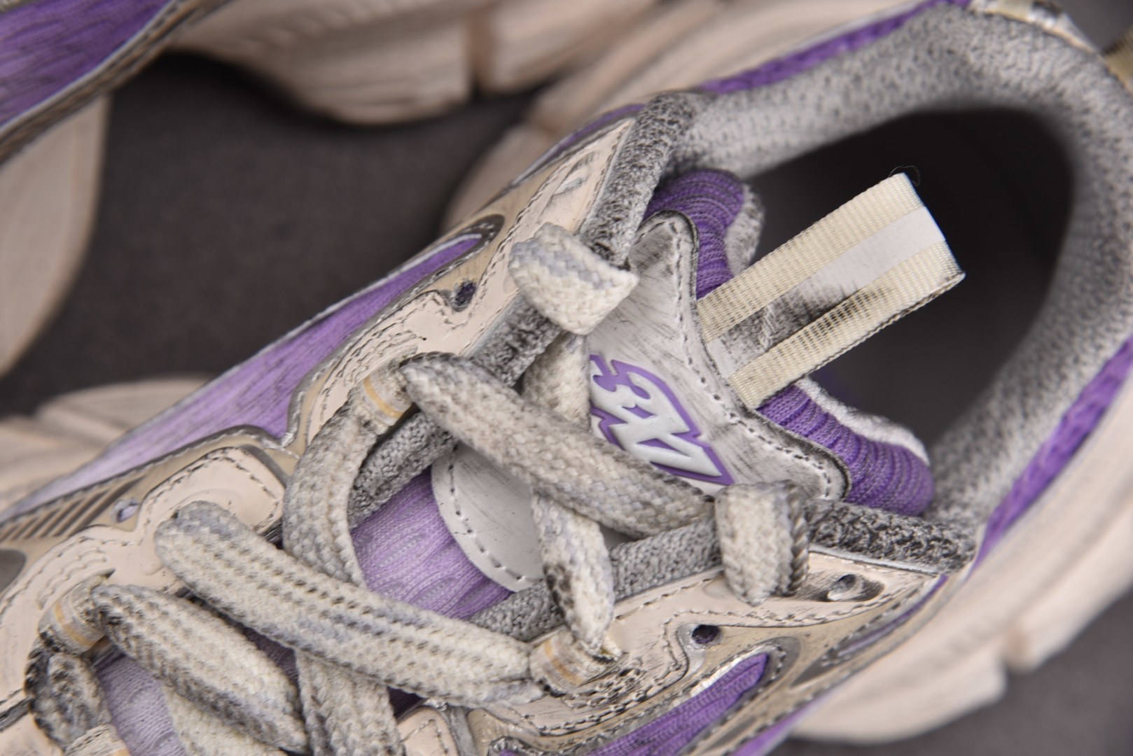 巴黎 EUR:35-46纯原-Balenciaga 3XL 紫色 YZ009-03 Size：35 36