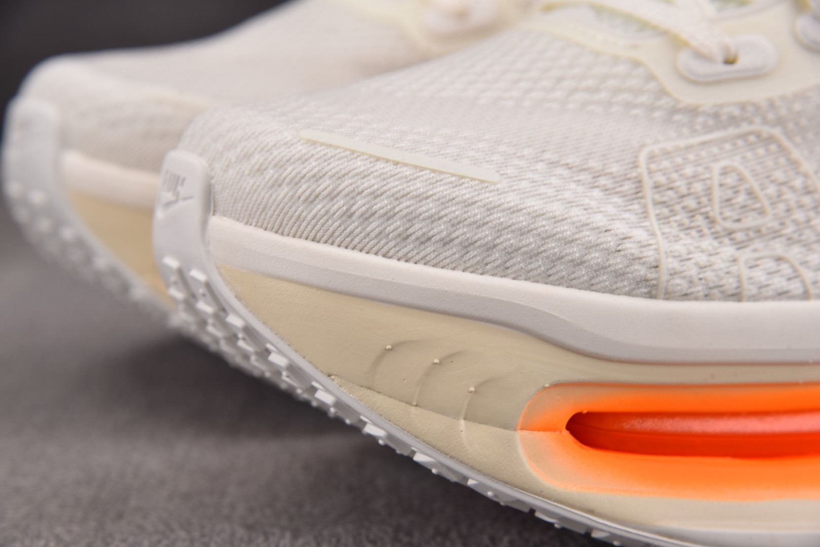 Zoom EUR:36-46纯原-NK Vomero Premium Sail Coconut Milk