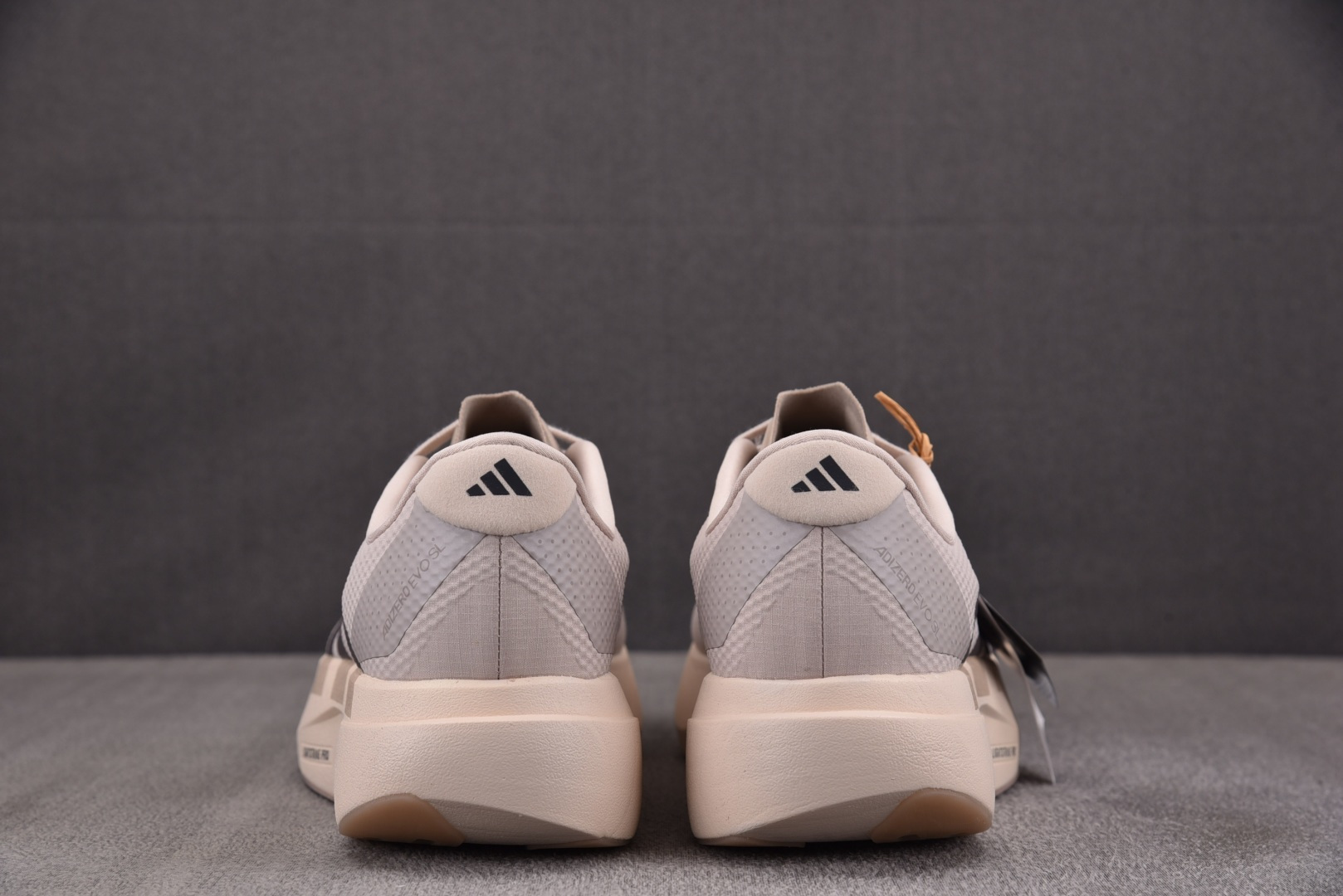 AD EUR:36-45纯原-AD Adizero Evo SL 2 灰褐色 JR2025 YZ039B