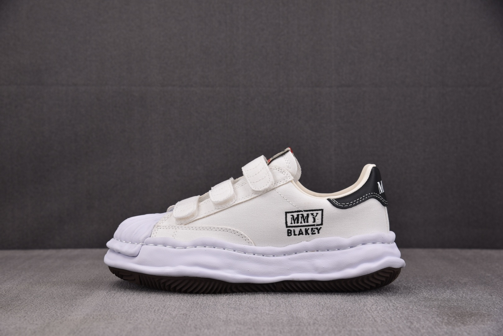 MMY 尺码36-45纯原版出品-MIHARA YASUHIRO 白布 No.606 YZ022尺码：3