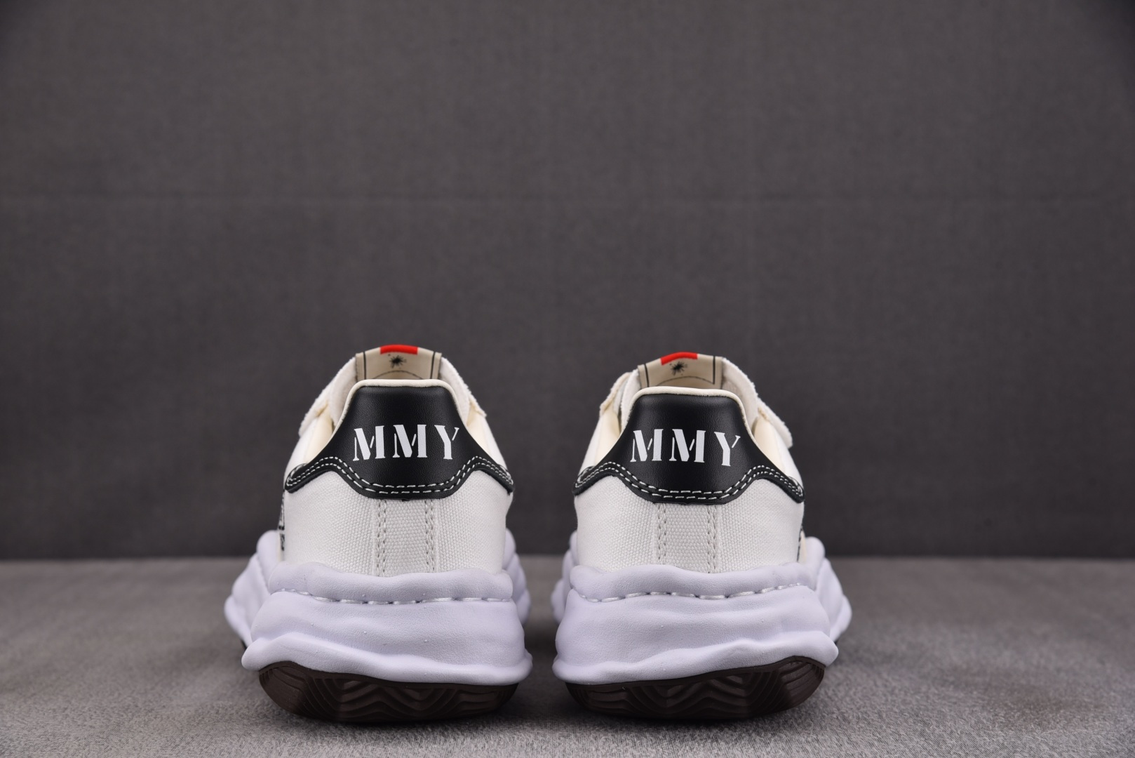 MMY 尺码36-45纯原版出品-MIHARA YASUHIRO 白布 No.606 YZ022尺码：3