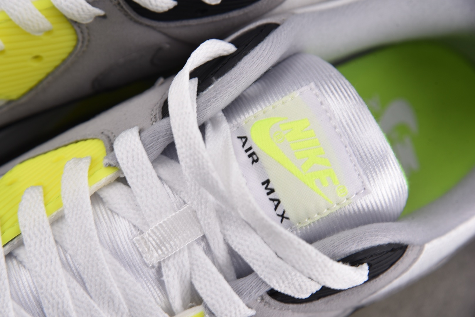 MAX EUR:39-46纯原版出品-NK Air Max 90 白黄绿 CD0881-103 YZ03