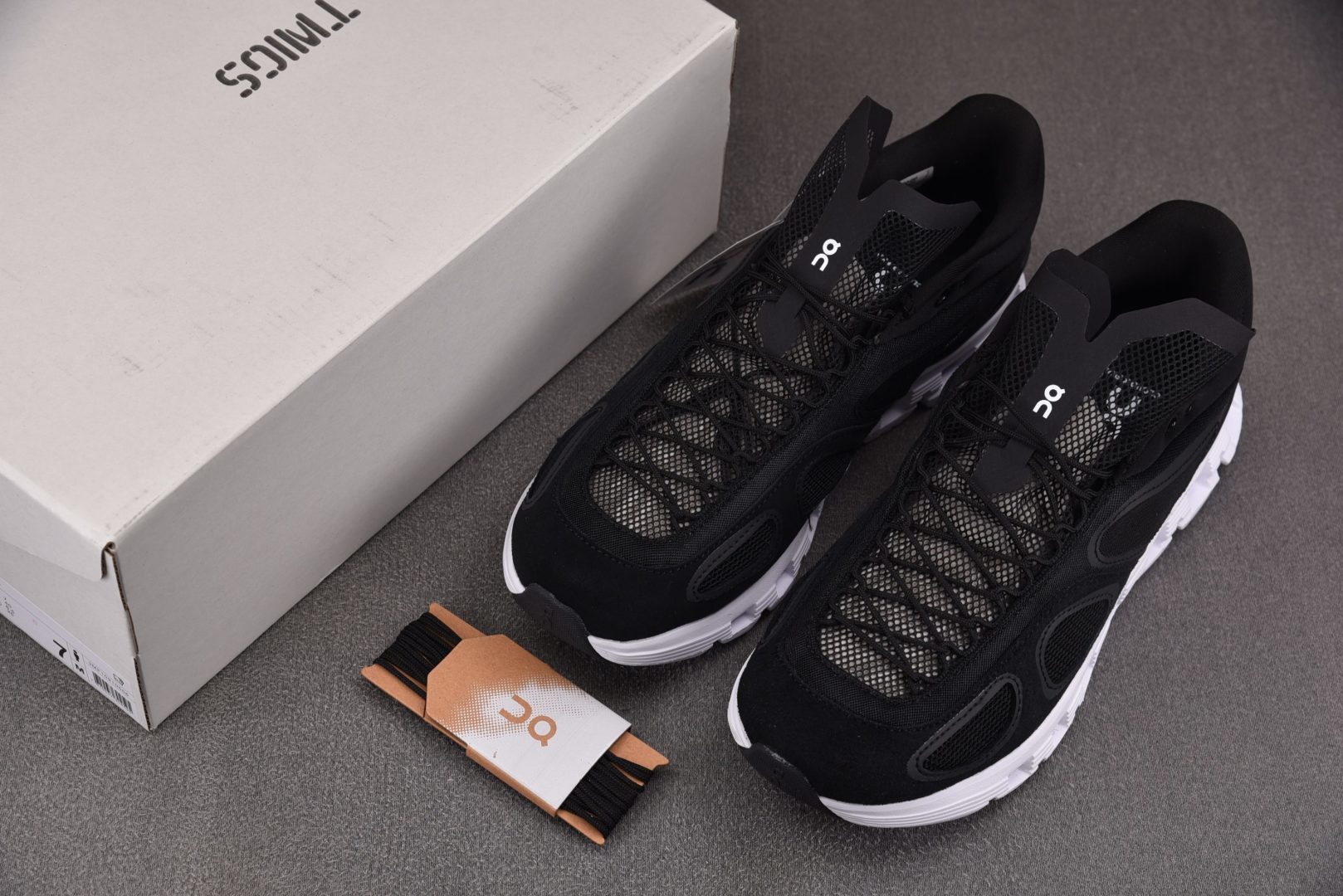 On昂跑 EUR:36-45纯原版出品-FKA x On Cloud X4 黑白 YZ039尺码：36 