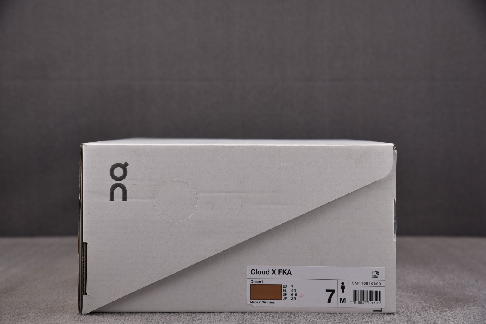 On昂跑 EUR:36-45纯原版出品-FKA x On Cloud X4 米棕 YZ039尺码：36 