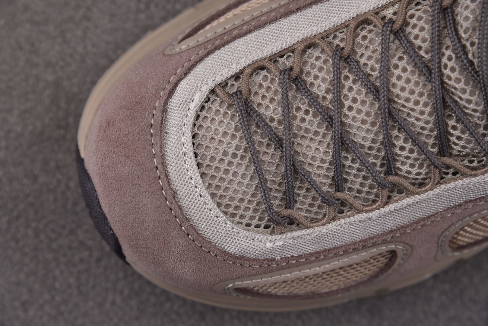 On昂跑 EUR:36-45纯原版出品-FKA x On Cloud X4 米棕 YZ039尺码：36 