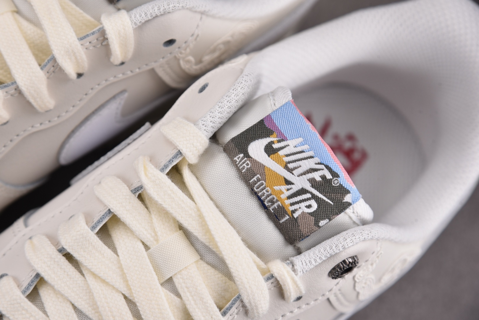 AF1 尺码:36-46纯原版出品-NK Air Force 1 '07 PRM 米白 IQ1119-0