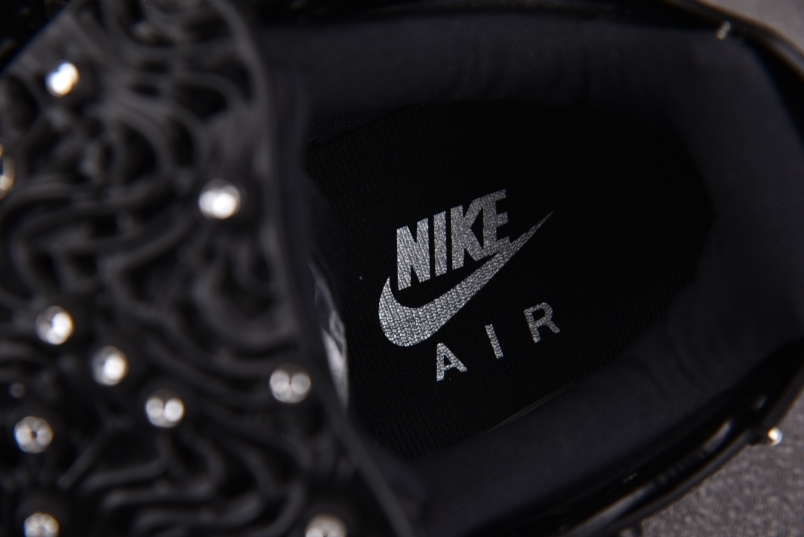 AF1 尺码:36-41纯原版出品-NK Air Force 1 Low Swarovski Retro