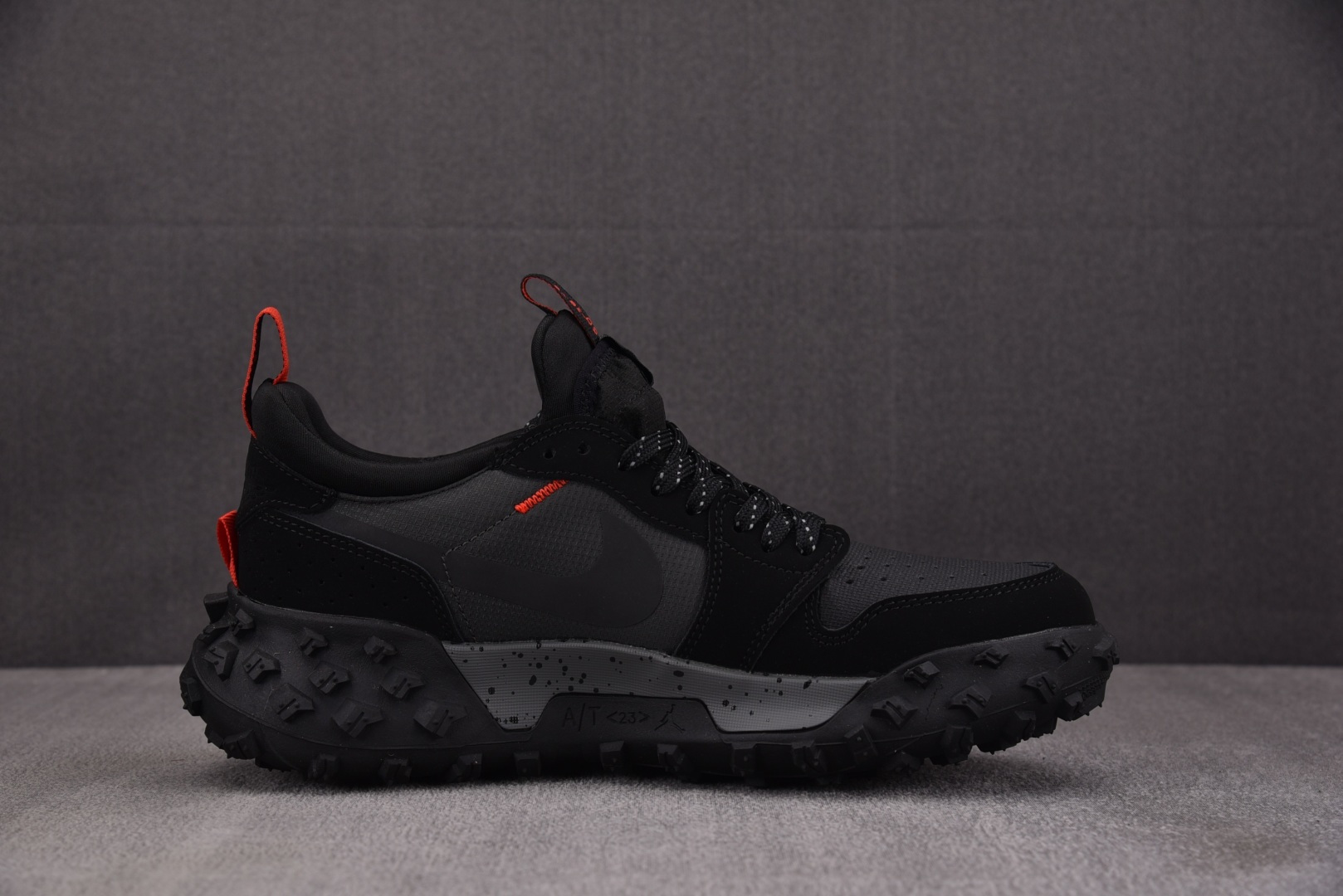 AJ 尺码:39-46纯原版出品-Air Jordan 1 Low Element Gore-Tex B