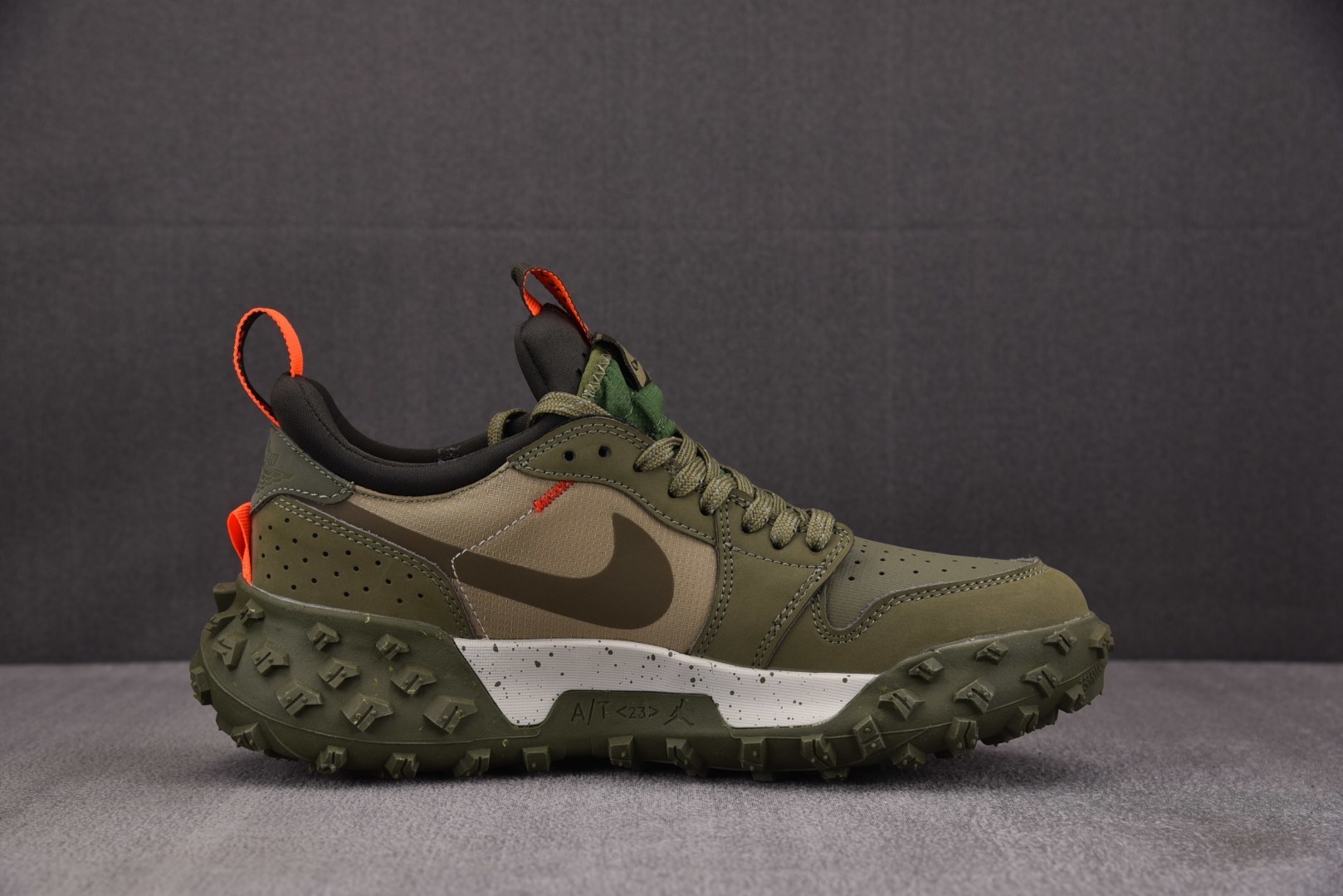 AJ 尺码:39-46纯原版出品-Air Jordan 1 Low Element Gore-Tex M