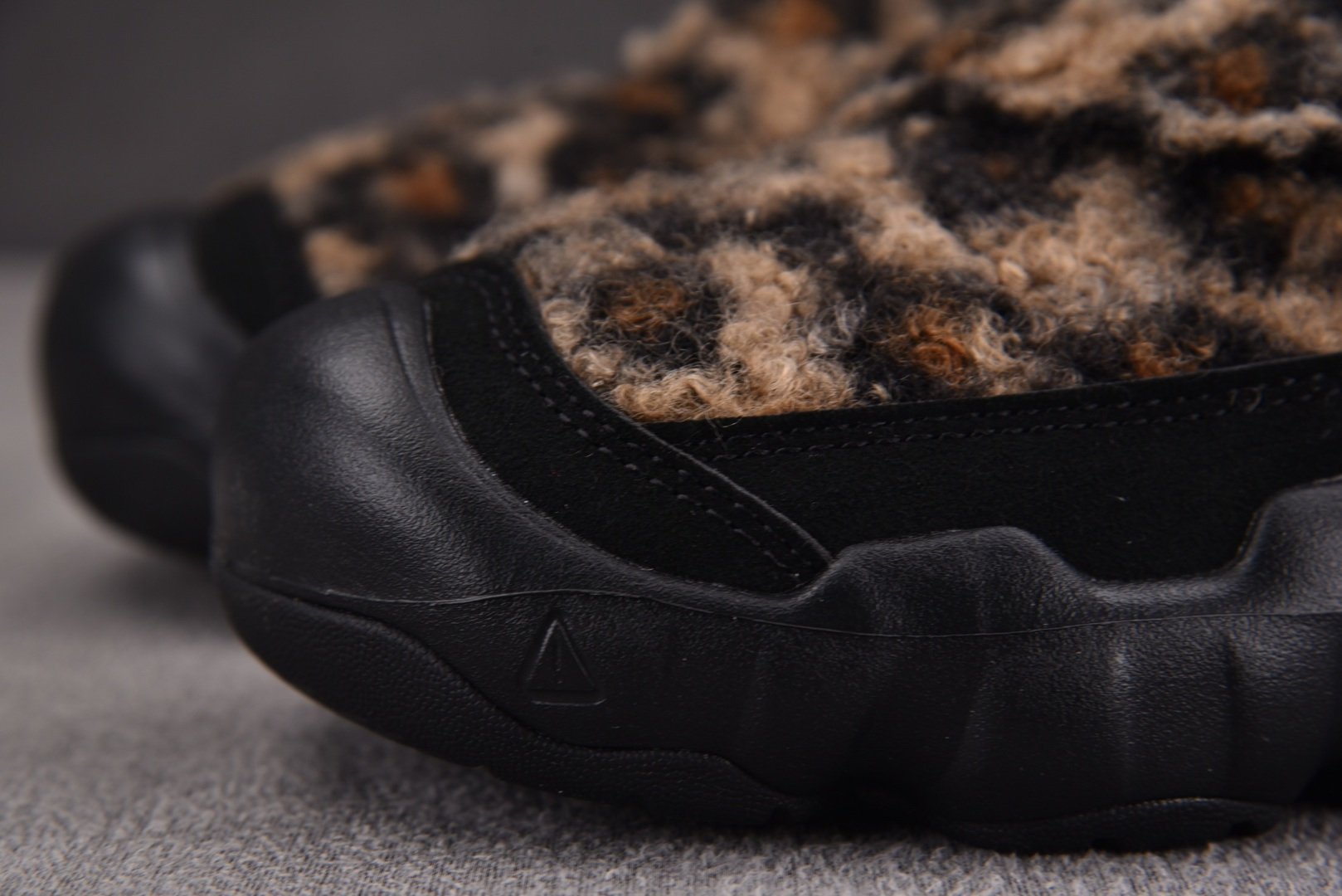 科恩 尺码:36-45纯原版出品-Keen Hypowser 豹纹 YZ024尺码：36 37 38 3