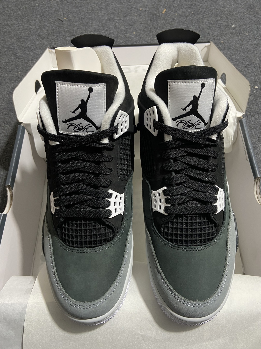 AJ4纯原 尺码:40-48.5纯原版出品-Air Jordan 4 Fear 恐惧 黑灰 FQ8138