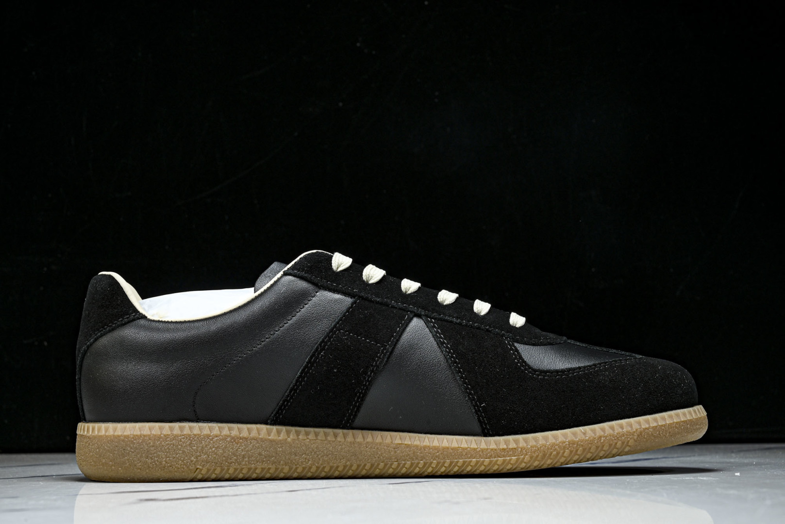 纯原出品-Maison Margiela马吉拉 Replica 皮质绒面革 运动鞋德训鞋休闲通勤平底鞋单