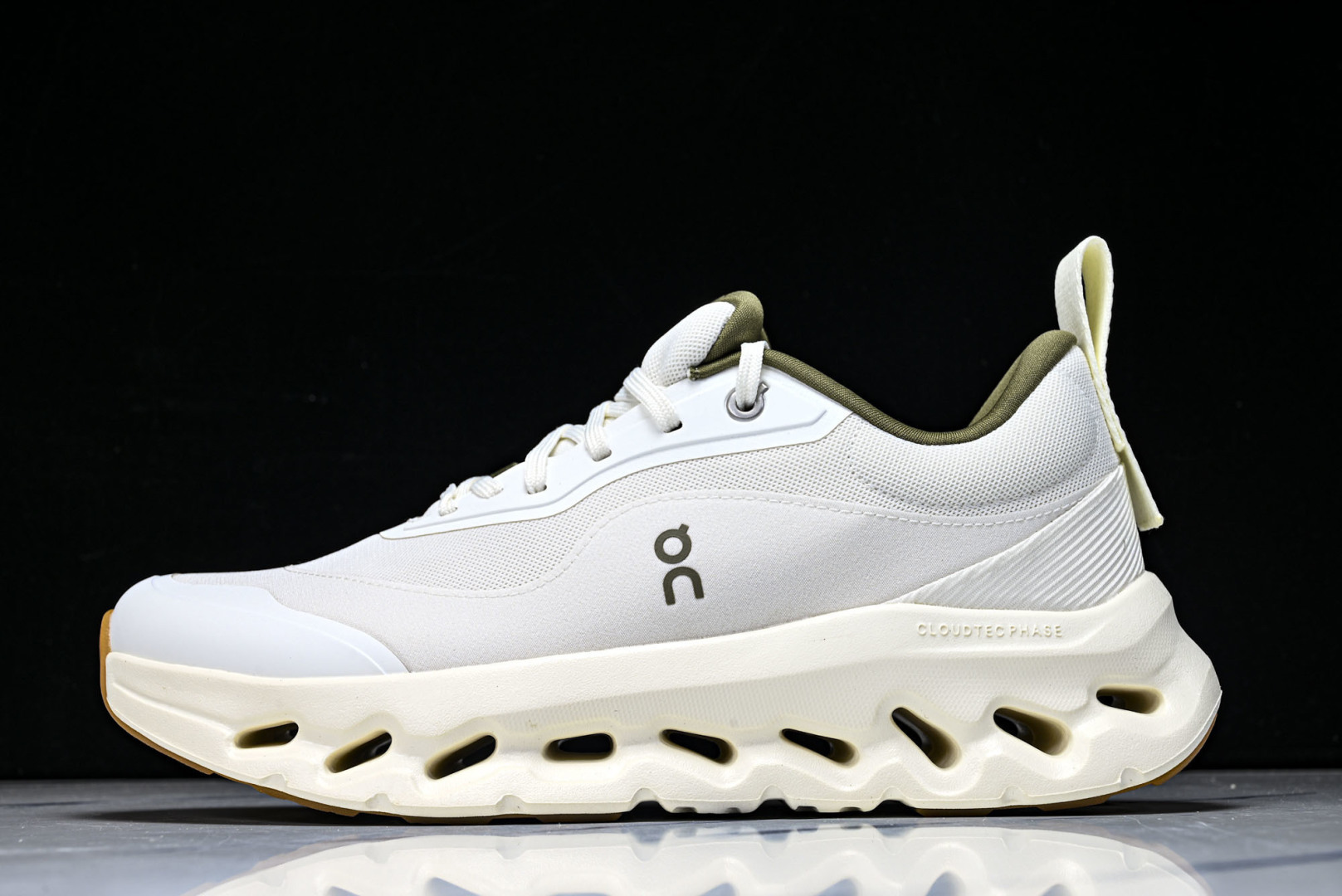 ON昂跑 尺码:36-46纯原出品-LOEWE x ON Cloudtilt 2.0 Running罗意