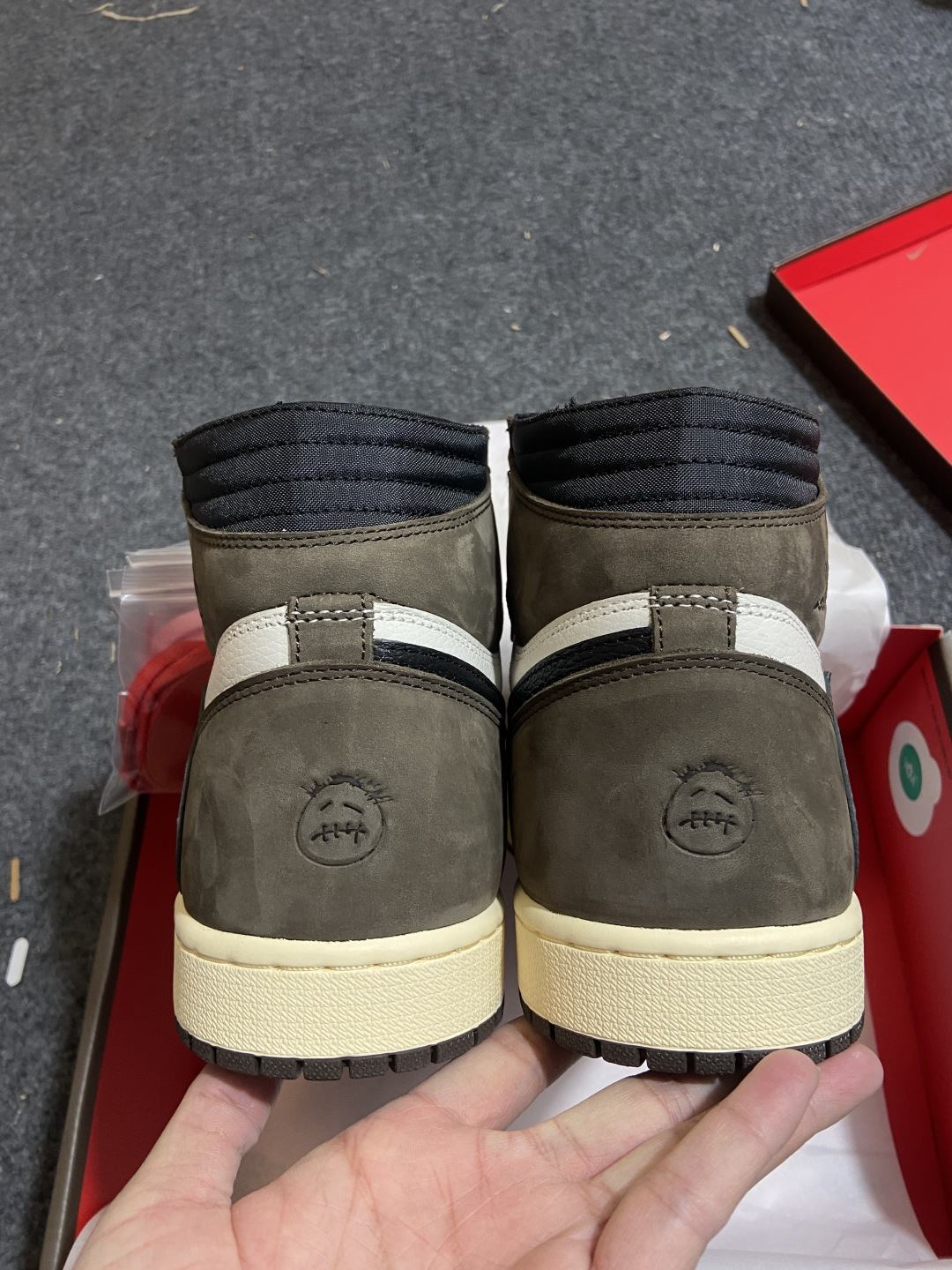 AJ1高帮倒钩 鬼脸 尺码：36-47.5纯原-Air Jordan 1 Travis Scott AJ