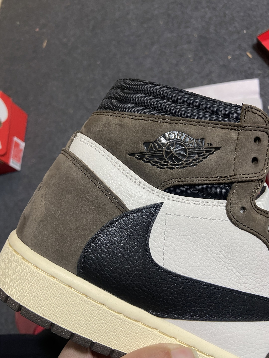 AJ1高帮倒钩 鬼脸 尺码：36-47.5纯原-Air Jordan 1 Travis Scott AJ