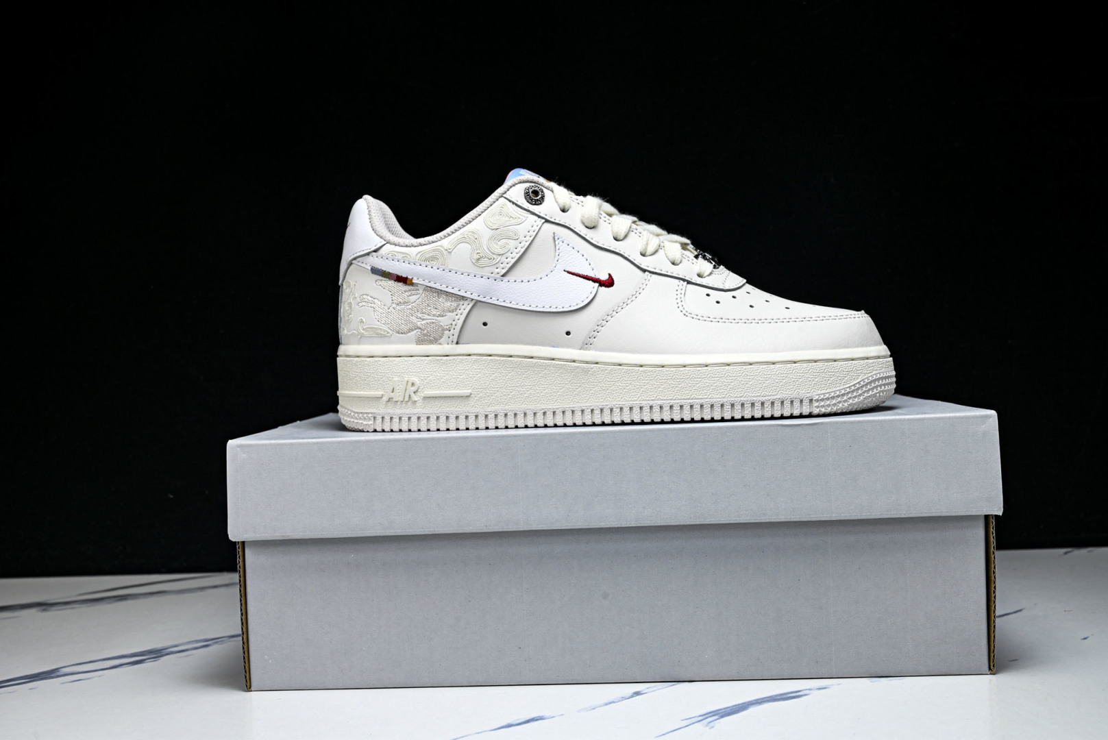 AF1 尺码:36-47.5纯原版出品-Air Force 1'07 Low 马年限定 空军一号低帮休闲