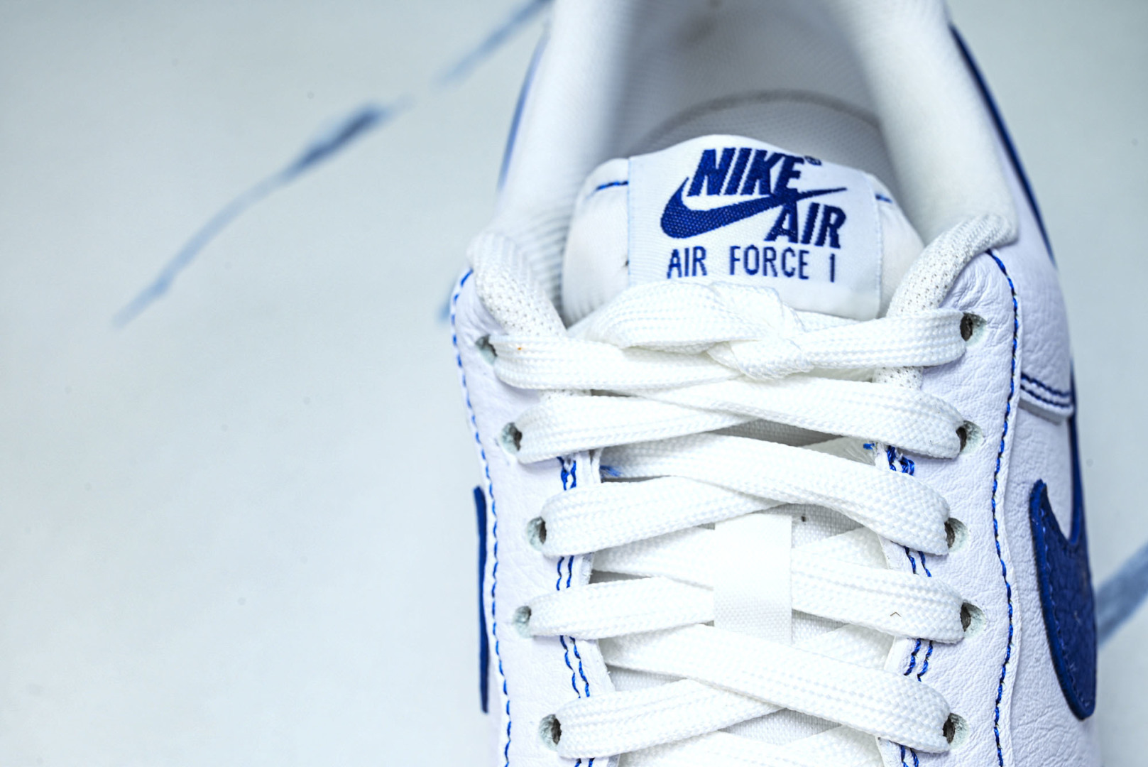 (MAX)NK Air Force 1'07 Low 空军一号低帮休闲板鞋 HQ2037-10035.5
