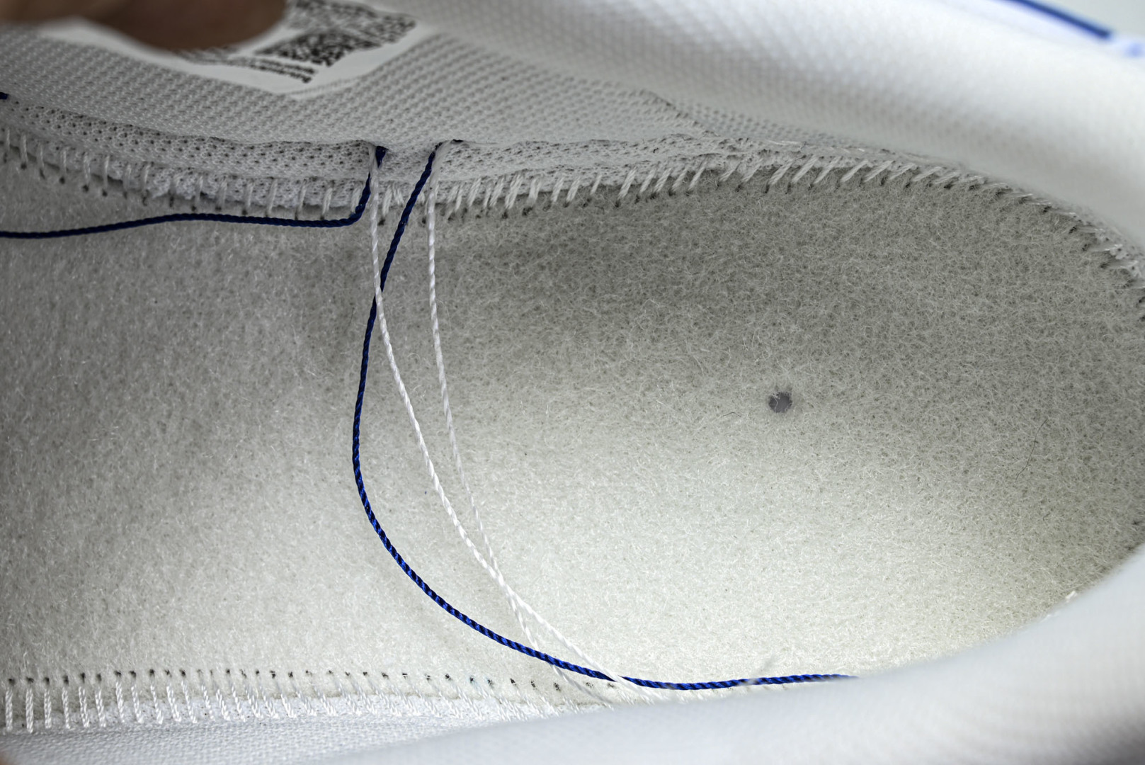 (MAX)NK Air Force 1'07 Low 空军一号低帮休闲板鞋 HQ2037-10035.5