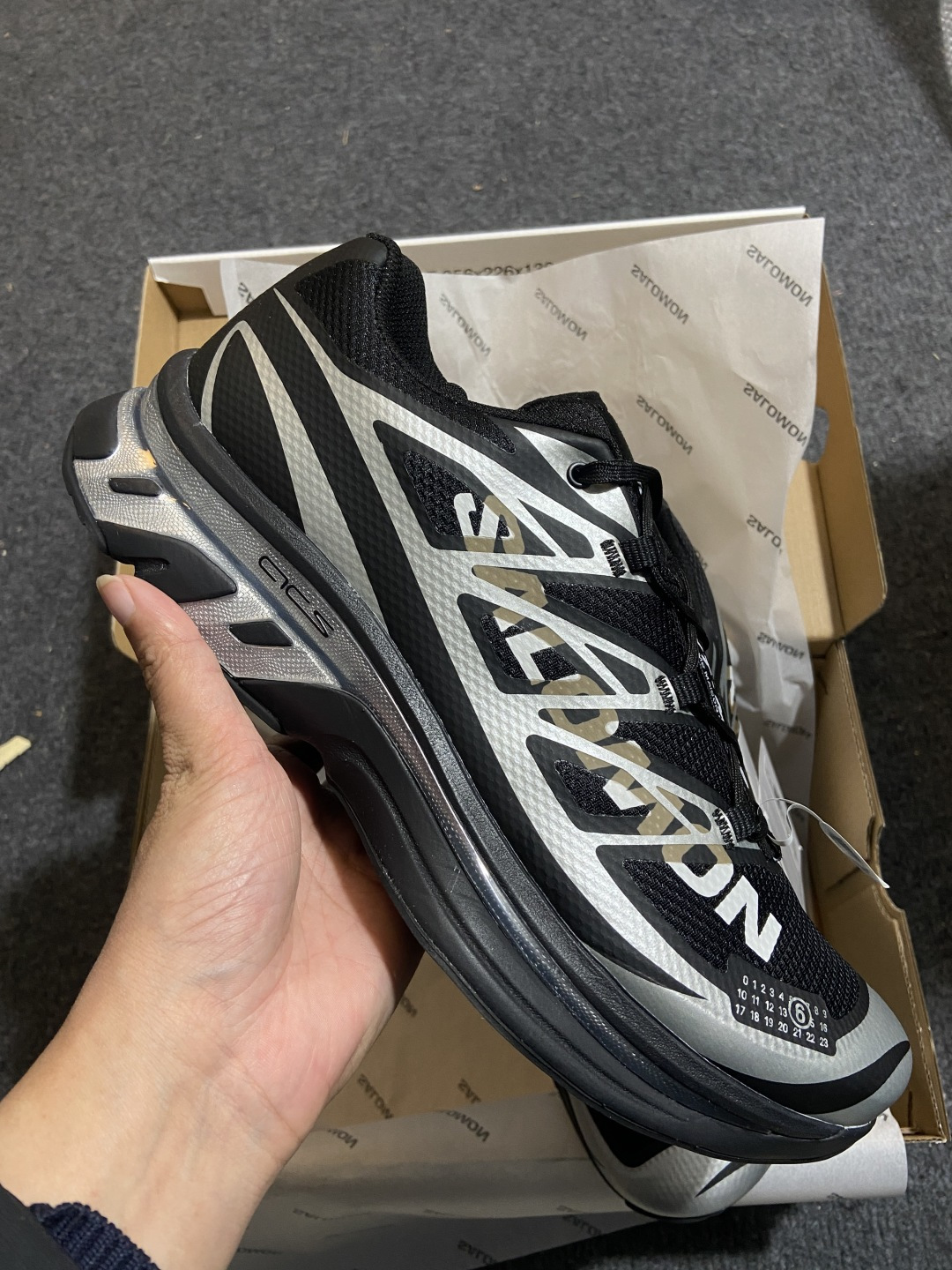 MM6 Maison Margiela x SALOMON 萨洛蒙 XT-6网布绒面革 舒适 低帮 生活