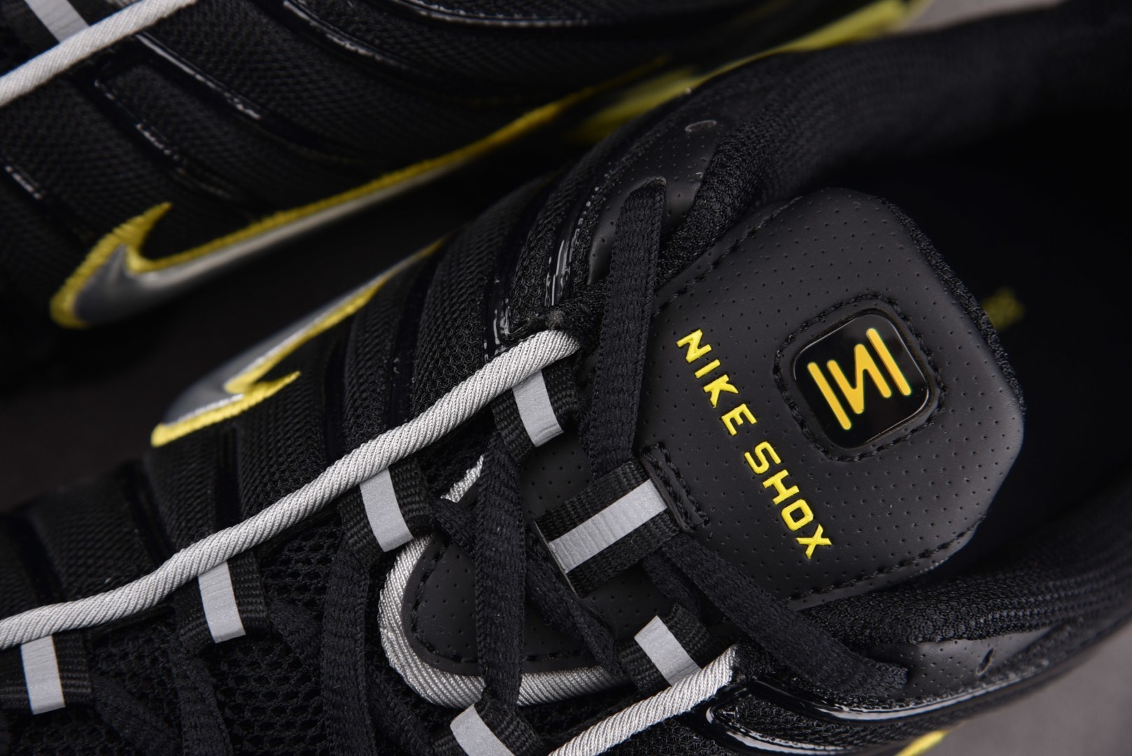 MAX EUR:39-47.5纯原-NK Shox TL 黑黄 CN0151-002 YZ039尺码：3