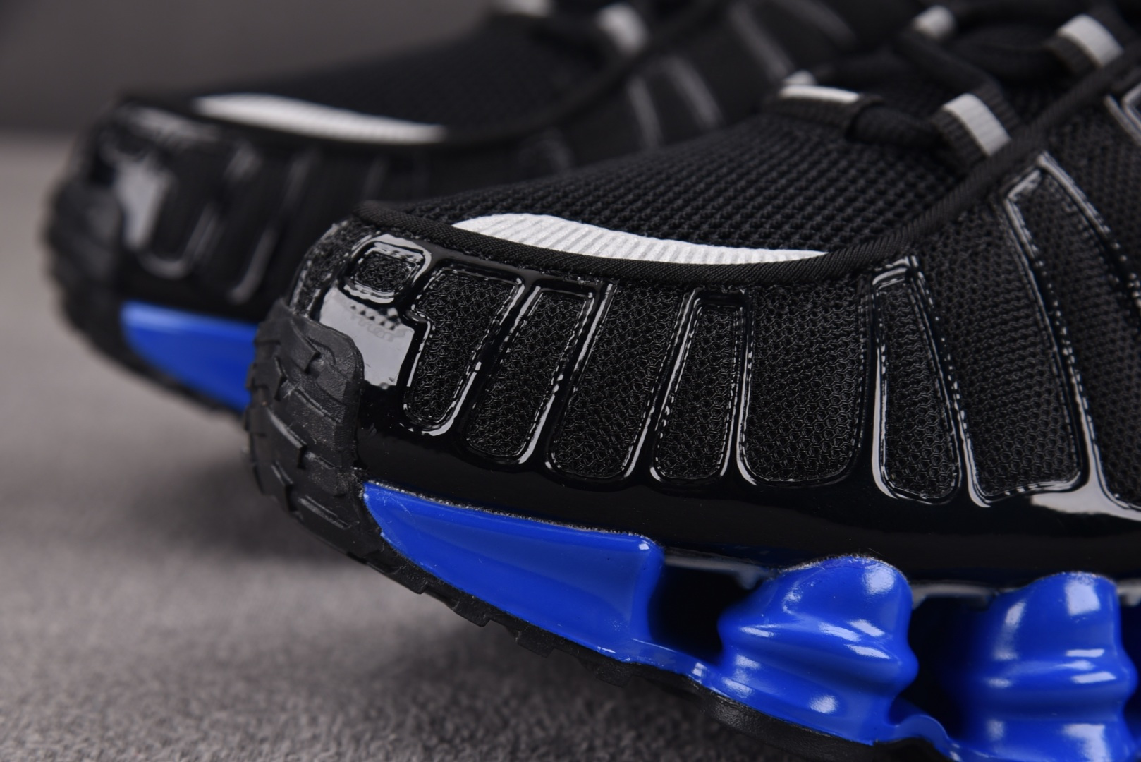MAX EUR:39-47.5纯原-NK Shox TL 黑蓝 CN0151-004 YZ039尺码：3
