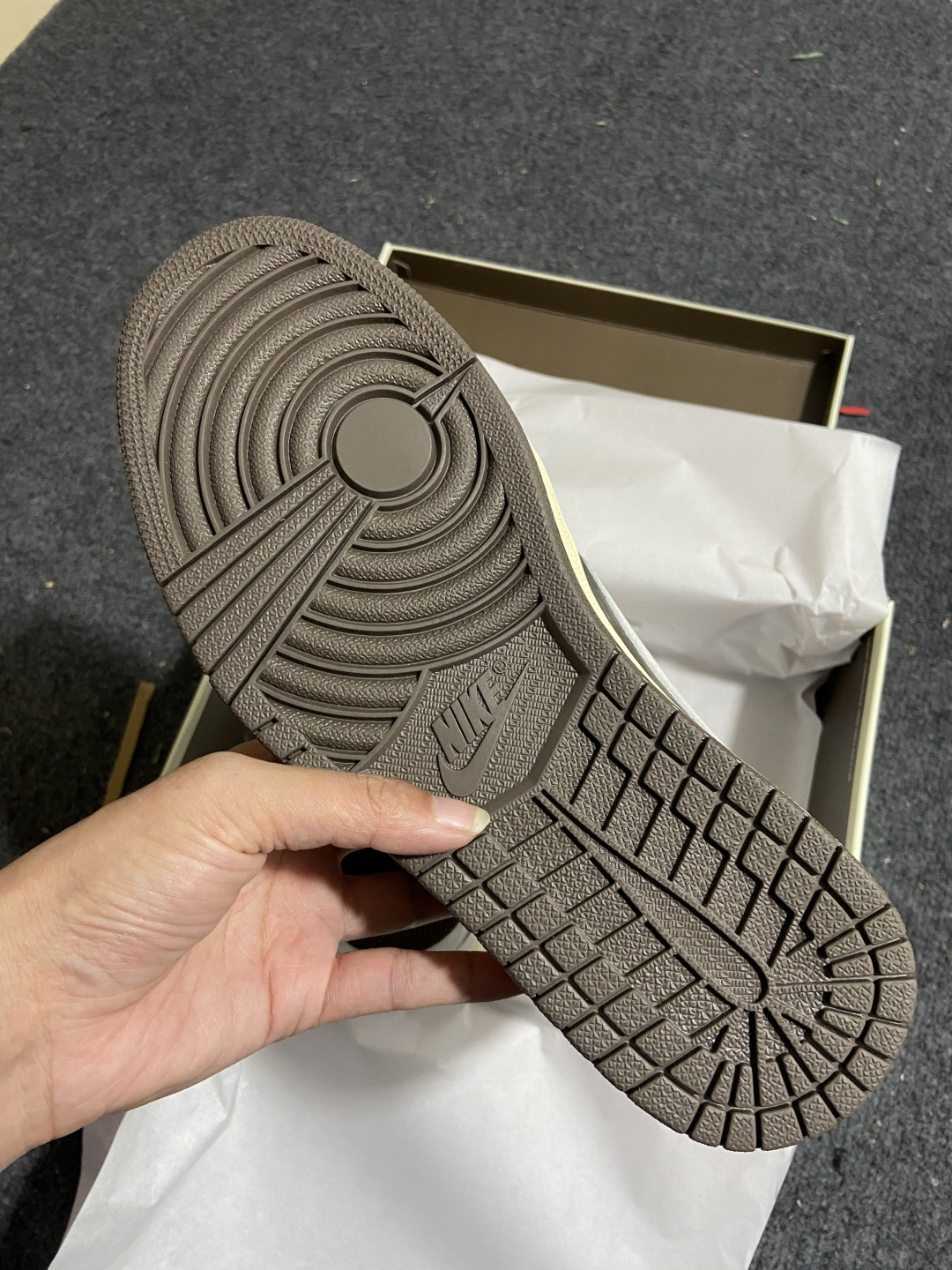 AJ1 Low 白棕倒钩 鞋码：36-47.5P：620纯原版出品-Travis Scott x Air