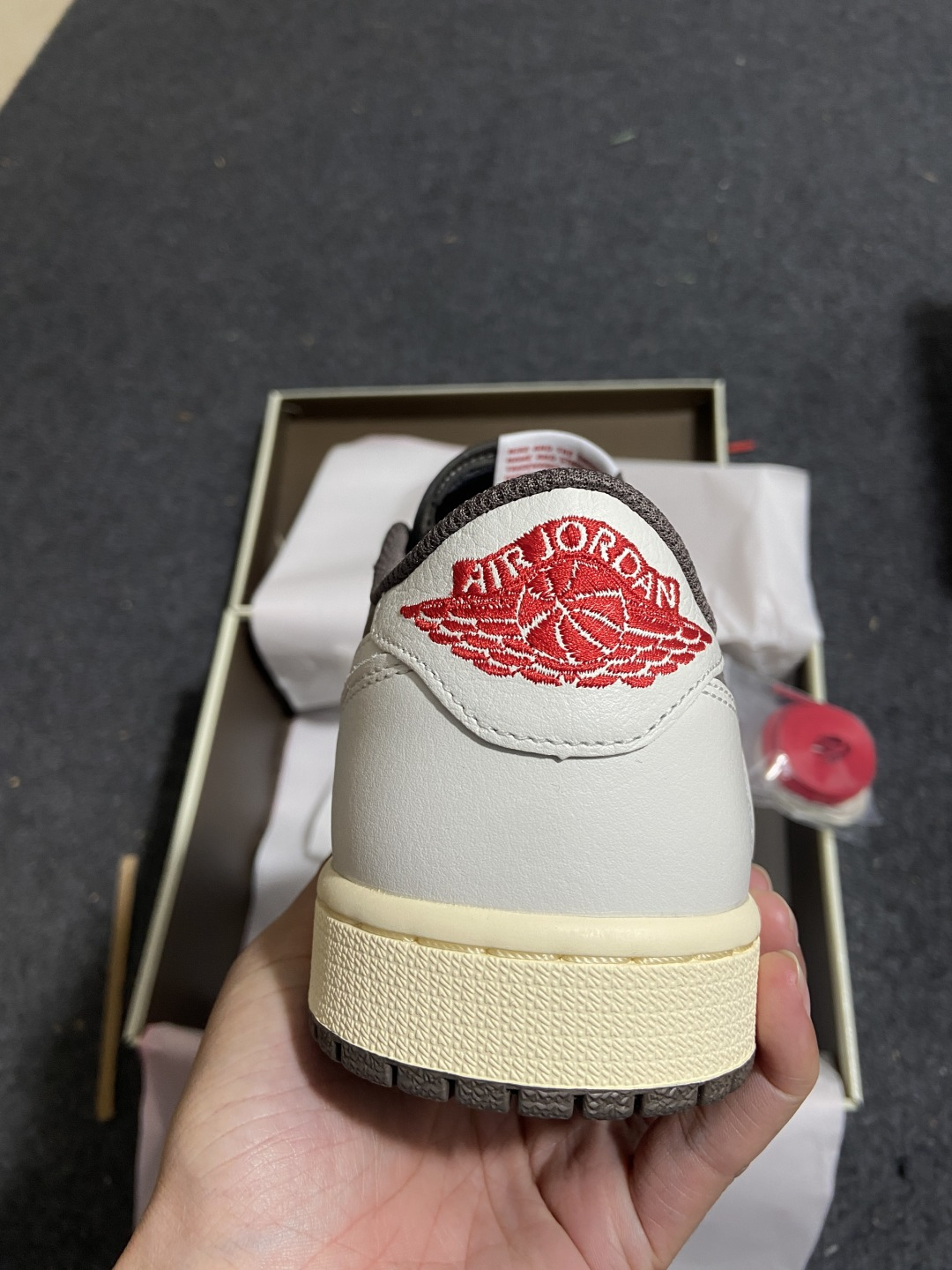 AJ1 Low 白棕倒钩 鞋码：36-47.5P：620纯原版出品-Travis Scott x Air