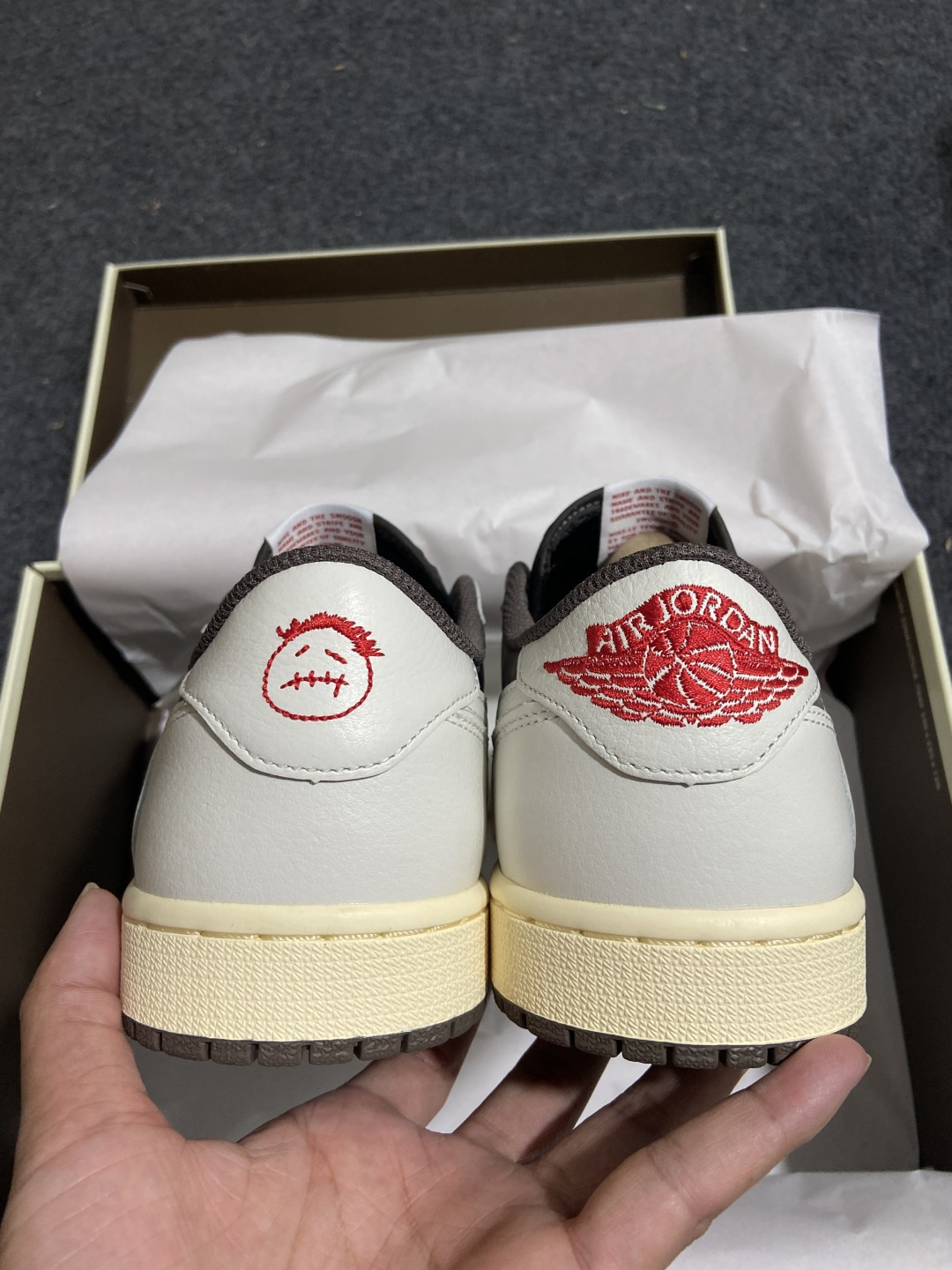 AJ1 Low 白棕倒钩 鞋码：36-47.5P：620纯原版出品-Travis Scott x Air