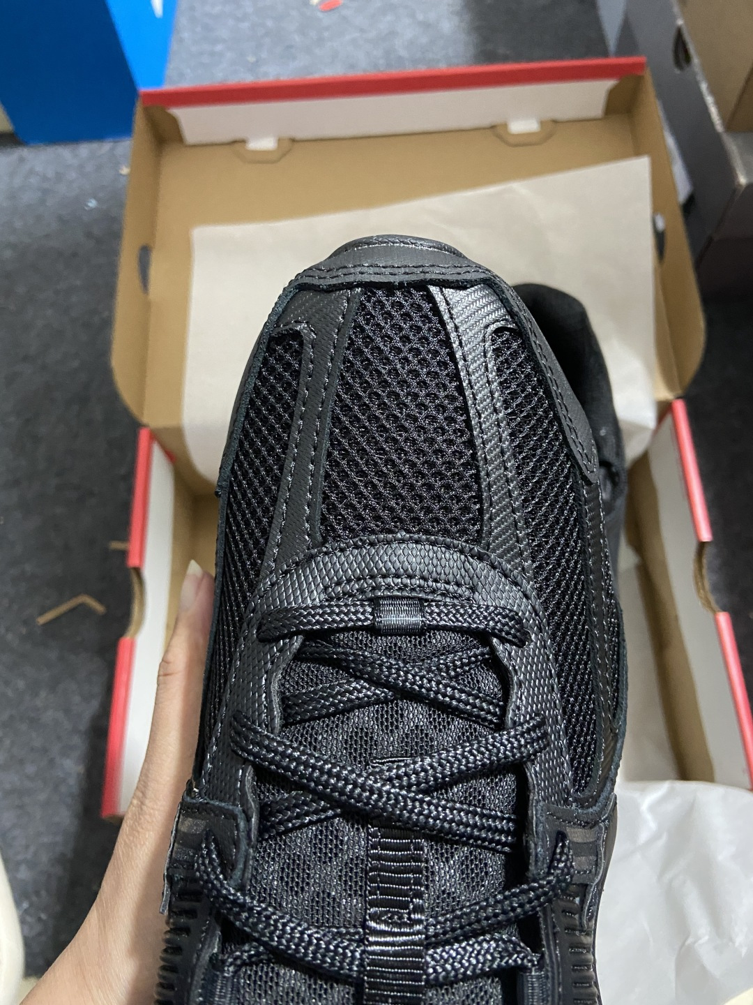 AC 本地市面顶级纯原 Nike Air Zoom Vomero 5 黑货号：BV1358-003尺码：