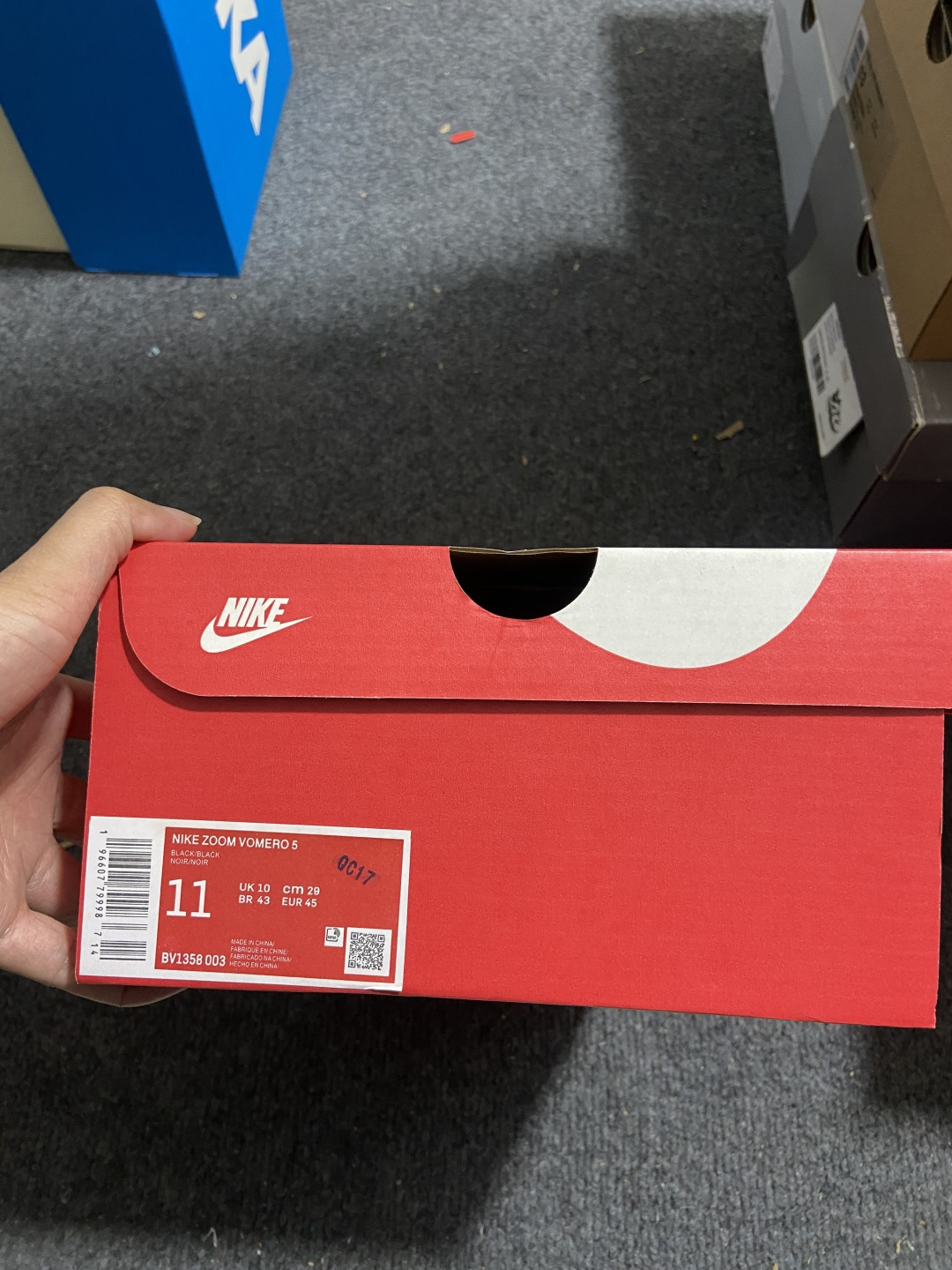 AC 本地市面顶级纯原 Nike Air Zoom Vomero 5 黑货号：BV1358-003尺码：