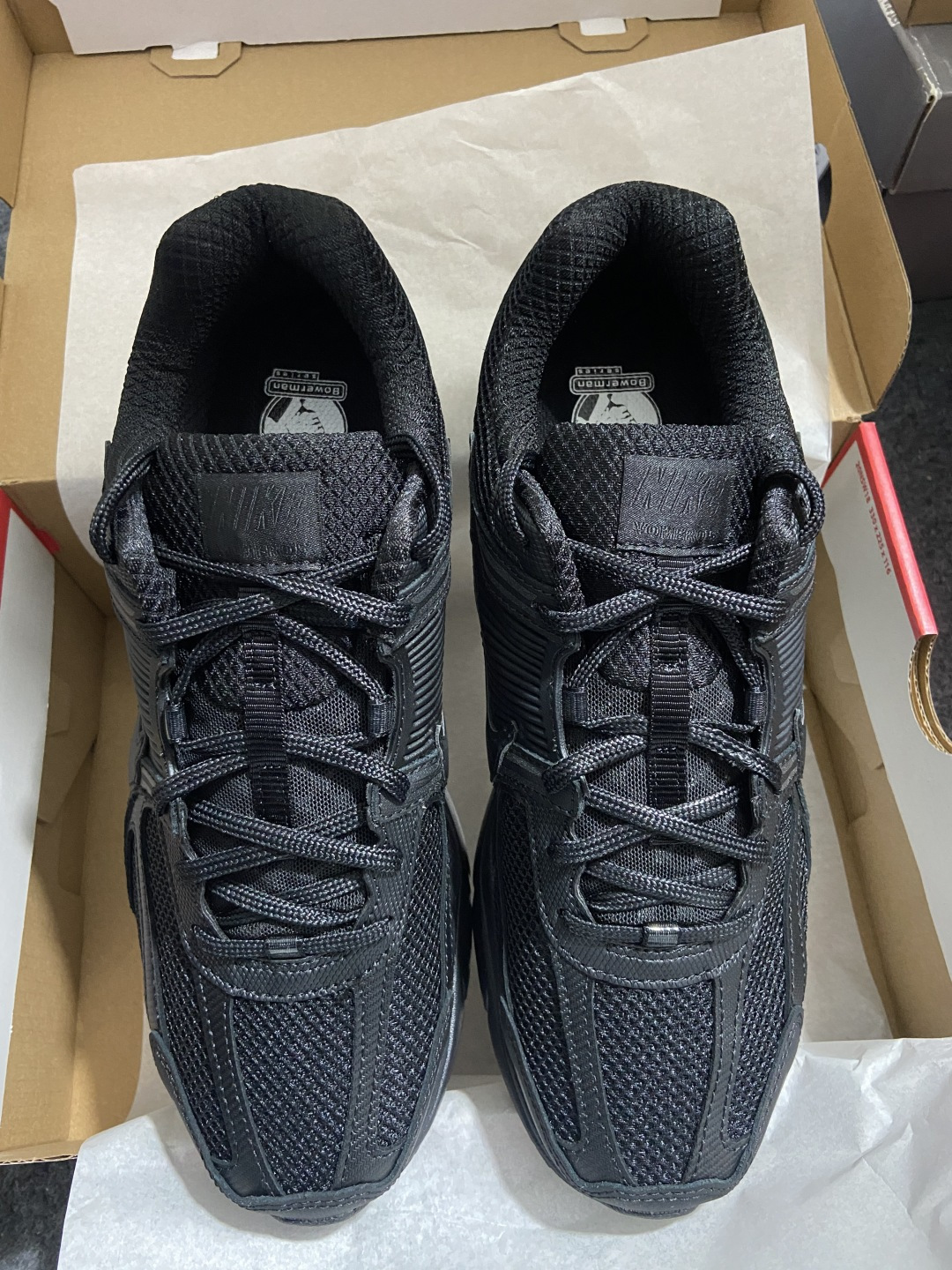 AC 本地市面顶级纯原 Nike Air Zoom Vomero 5 黑货号：BV1358-003尺码：