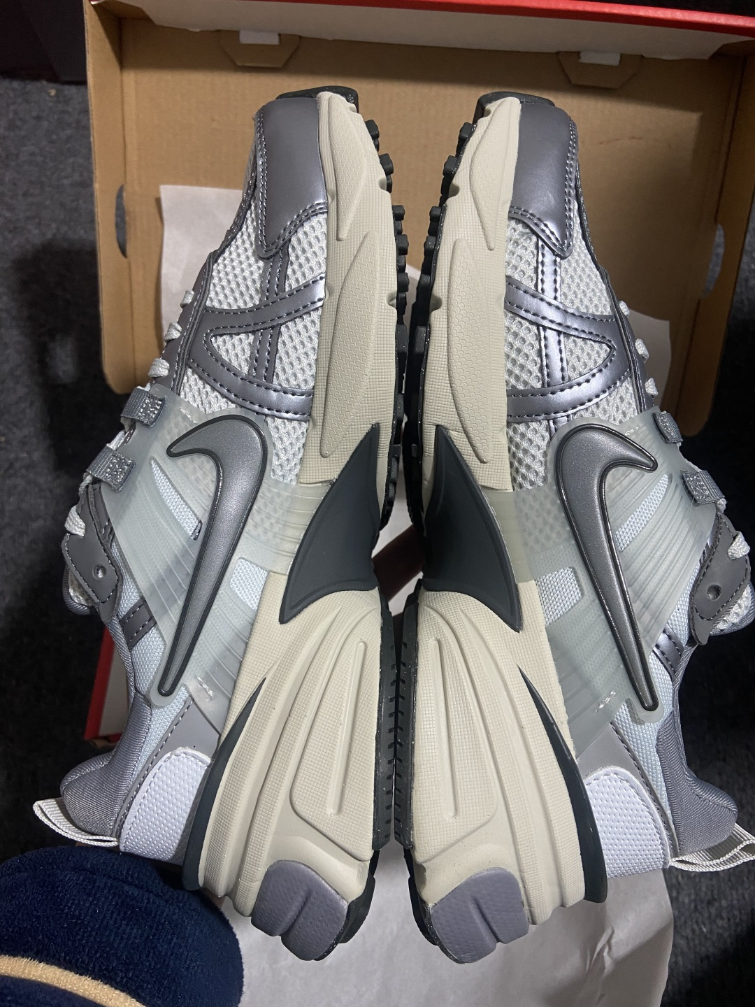 V2K RUN 尺码:35.5-46P：350纯原出品-V2K Run 灰色 FD0736-003 YZ