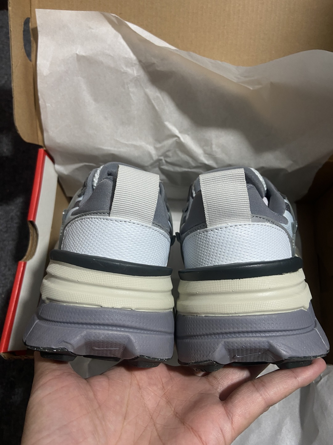 V2K RUN 尺码:35.5-46P：350纯原出品-V2K Run 灰色 FD0736-003 YZ