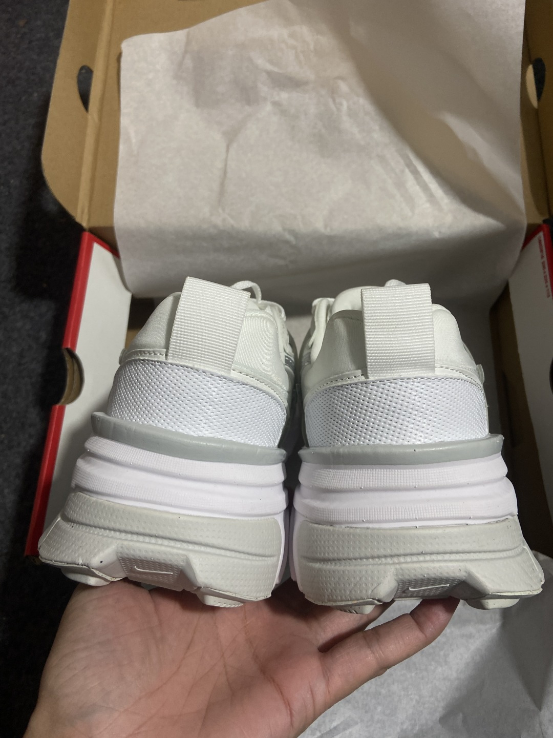 V2K 尺码:36-46P:350纯原版出品-V2K Run Metallic Silver White