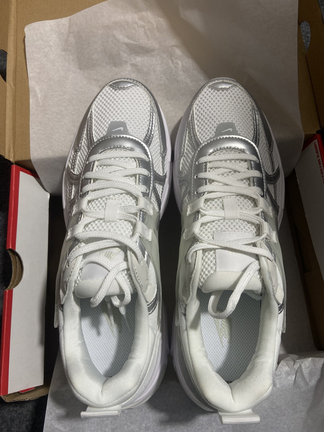 V2K 尺码:36-46P:350纯原版出品-V2K Run Metallic Silver White