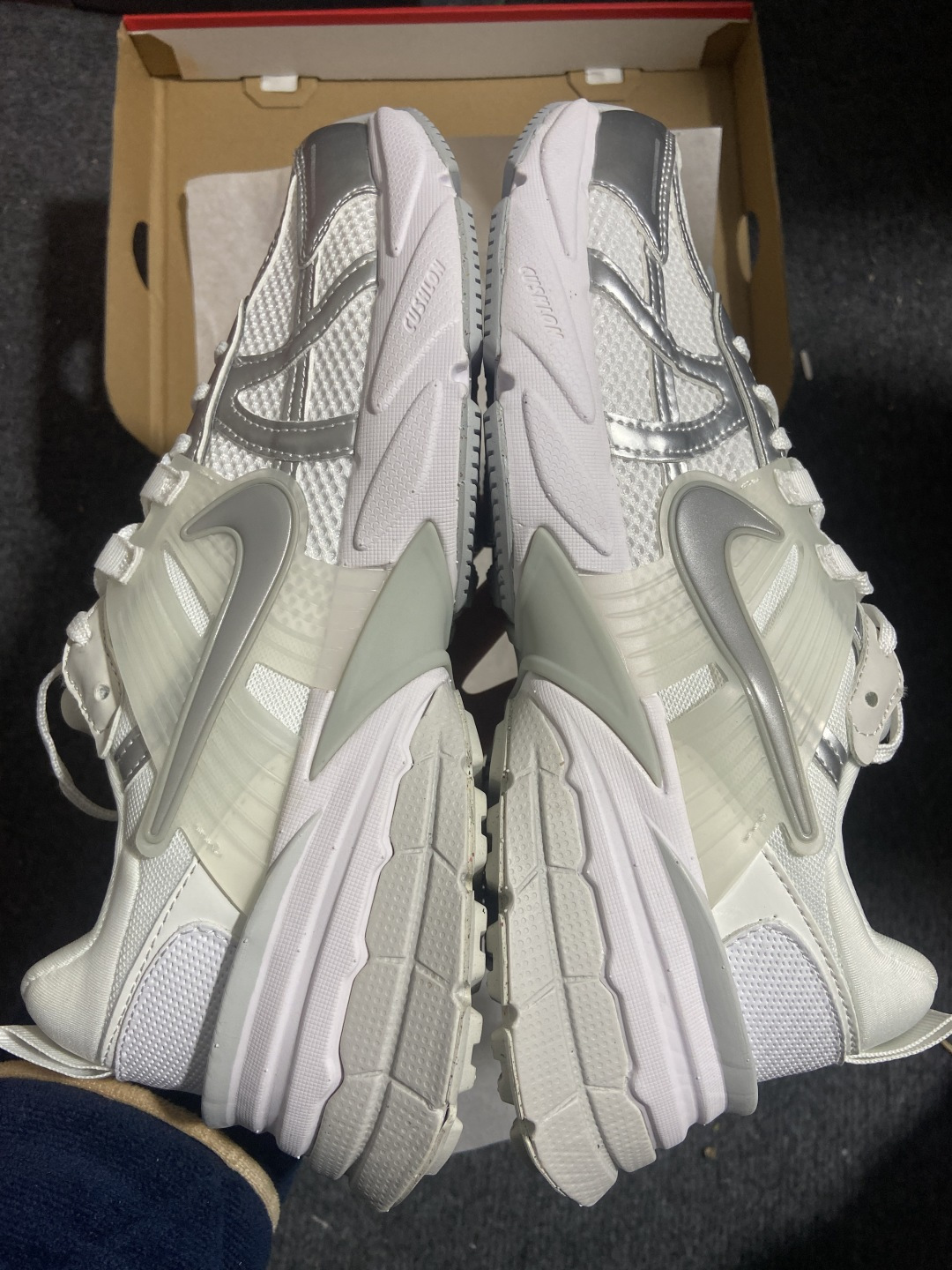 V2K 尺码:36-46P:350纯原版出品-V2K Run Metallic Silver White