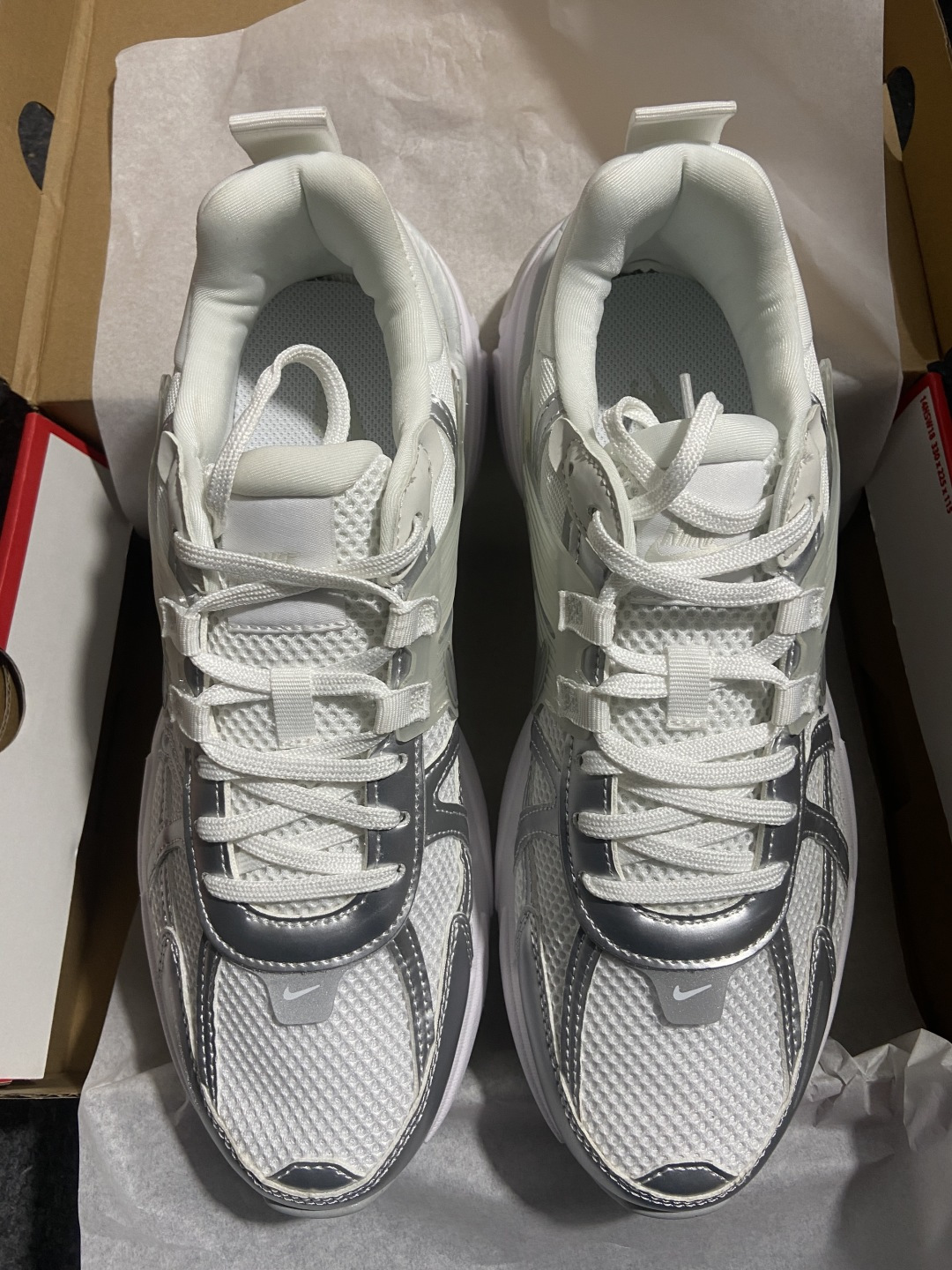 V2K 尺码:36-46P:350纯原版出品-V2K Run Metallic Silver White