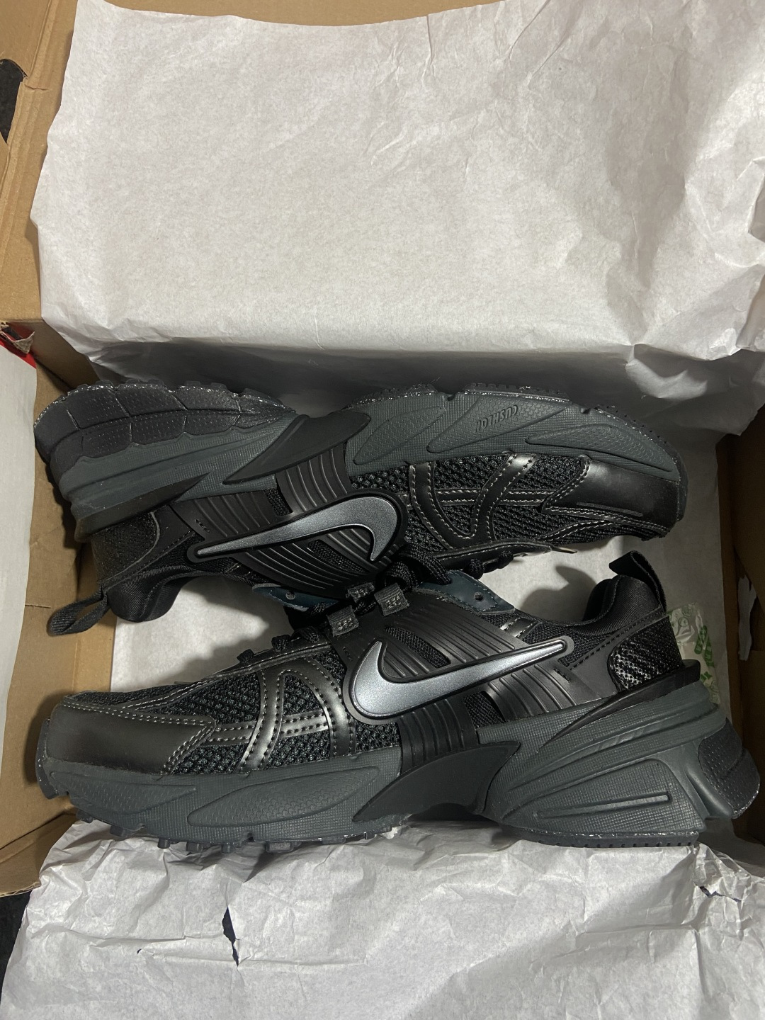 V2K 尺码:35.5-46P:350纯原版出品-V2K Run 黑色 FD0736-001 YZ039